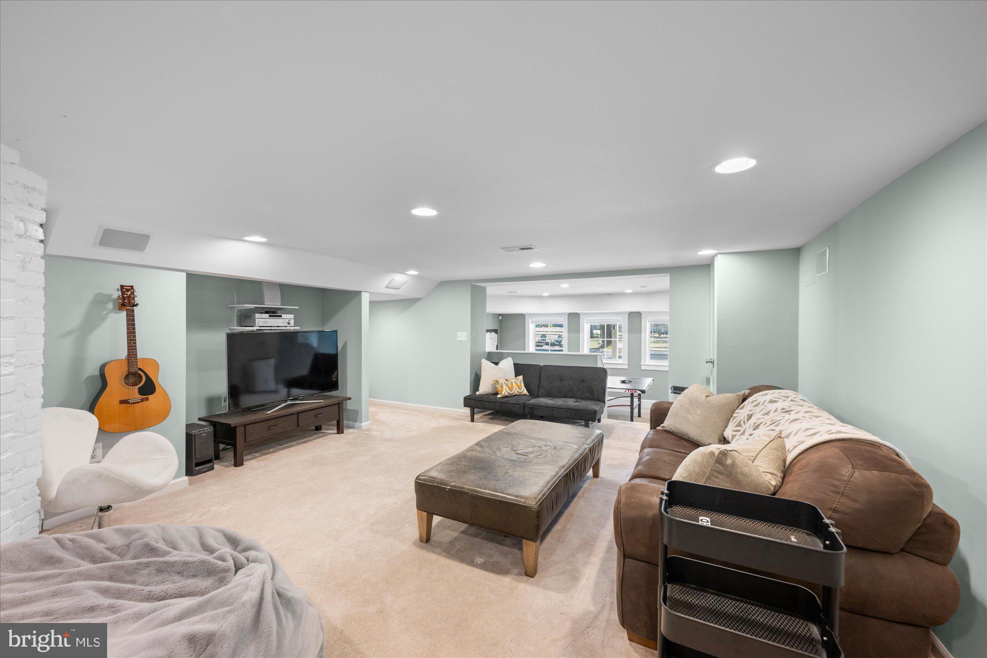 NORTH ARLINGTON - Residential