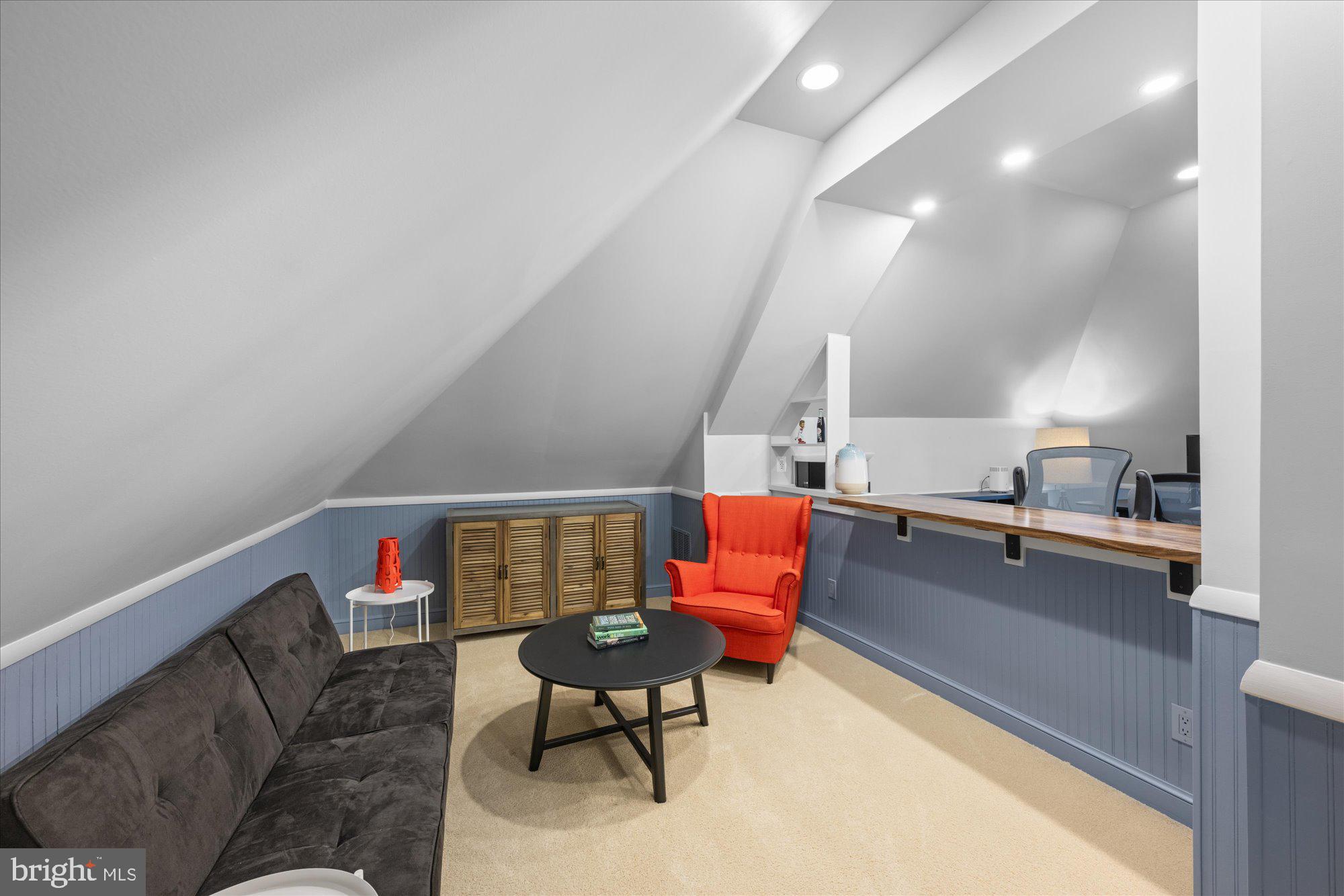 NORTH ARLINGTON - Residential