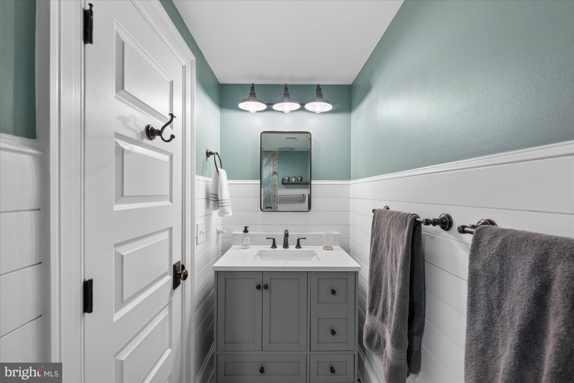 NORTH ARLINGTON - Residential