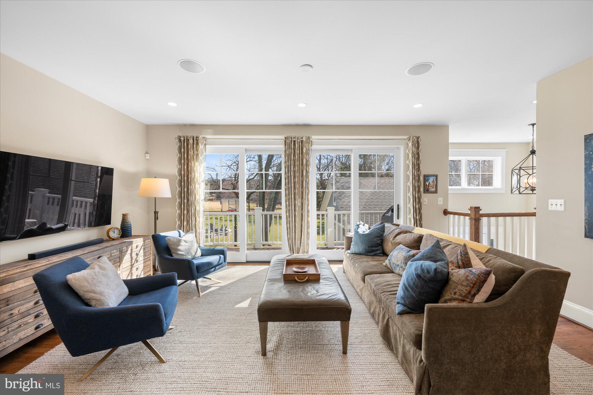 NORTH ARLINGTON - Residential