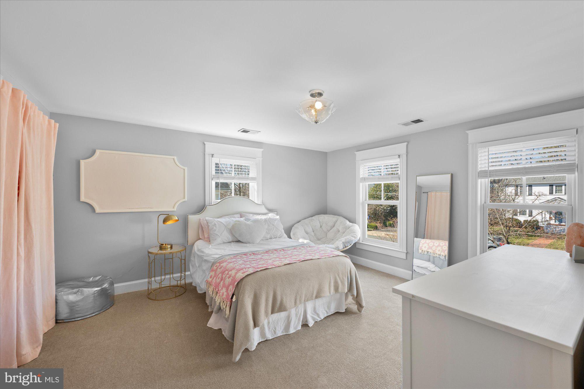 NORTH ARLINGTON - Residential