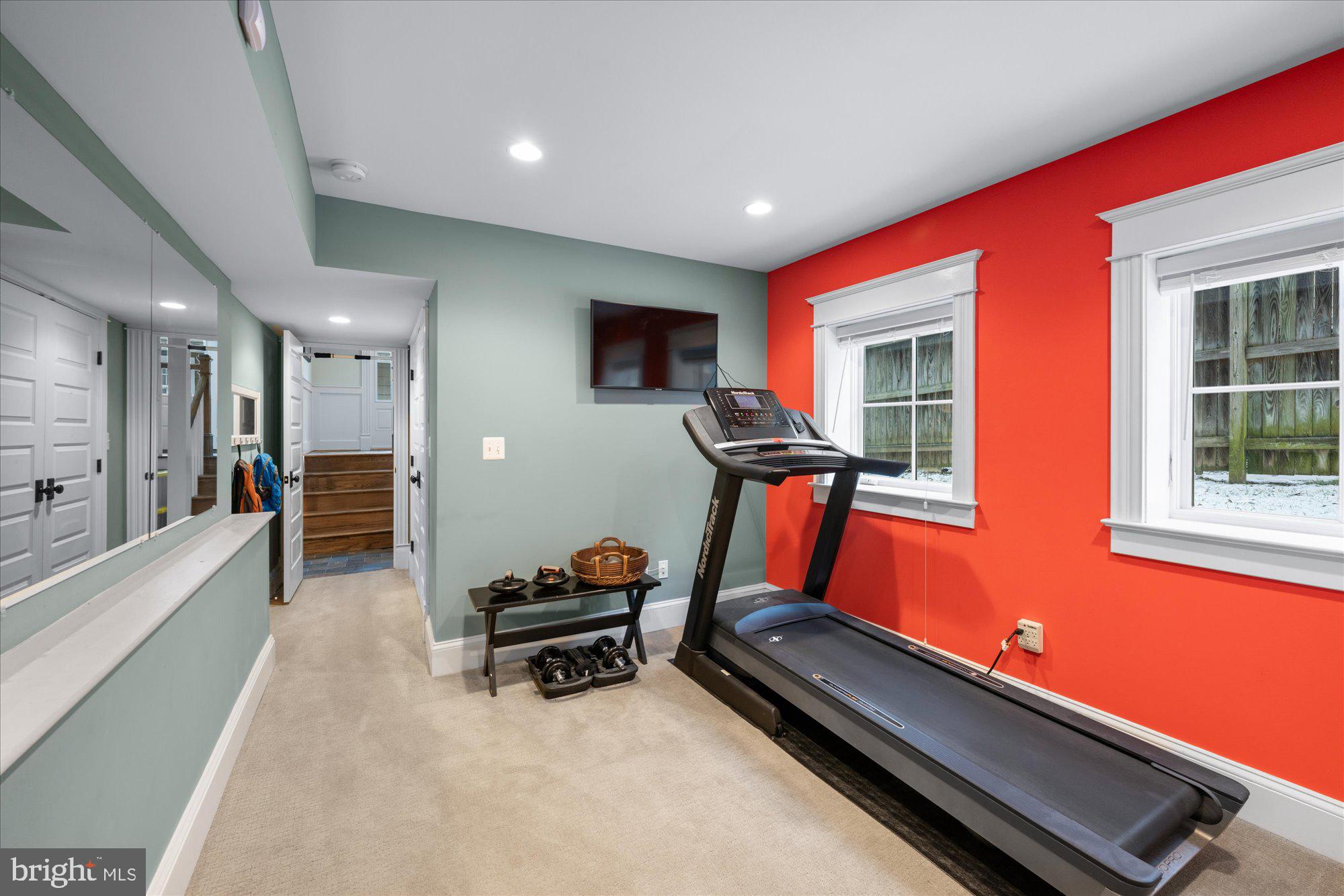 NORTH ARLINGTON - Residential