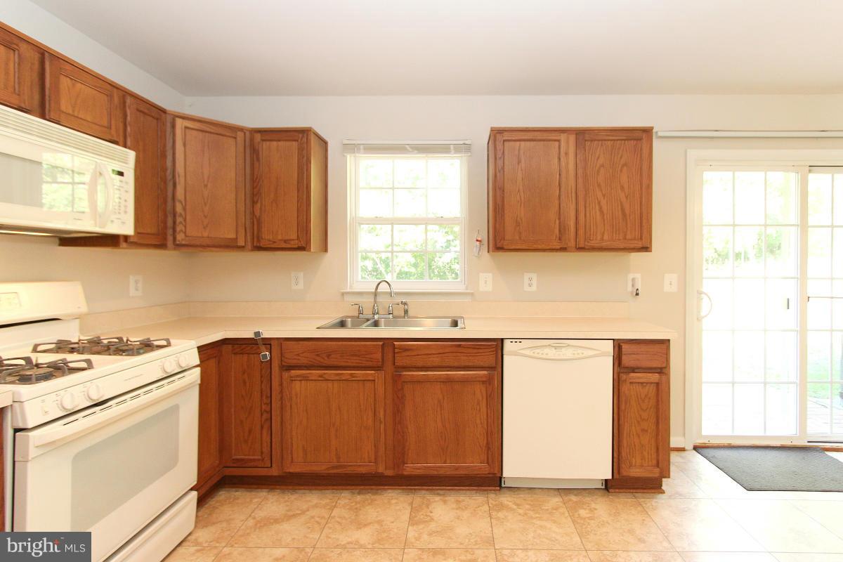 WAYSIDE VILLAGE - Residential