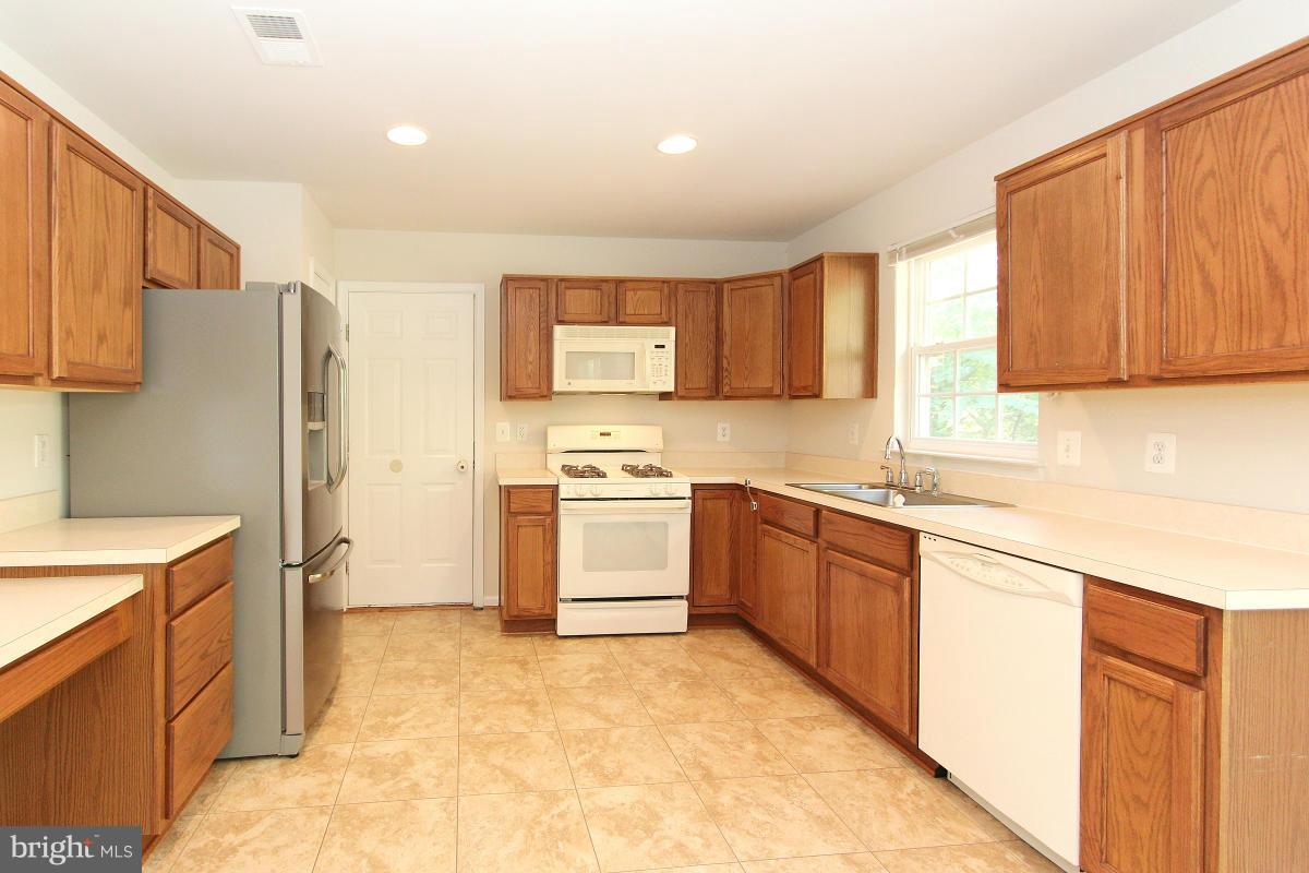 WAYSIDE VILLAGE - Residential