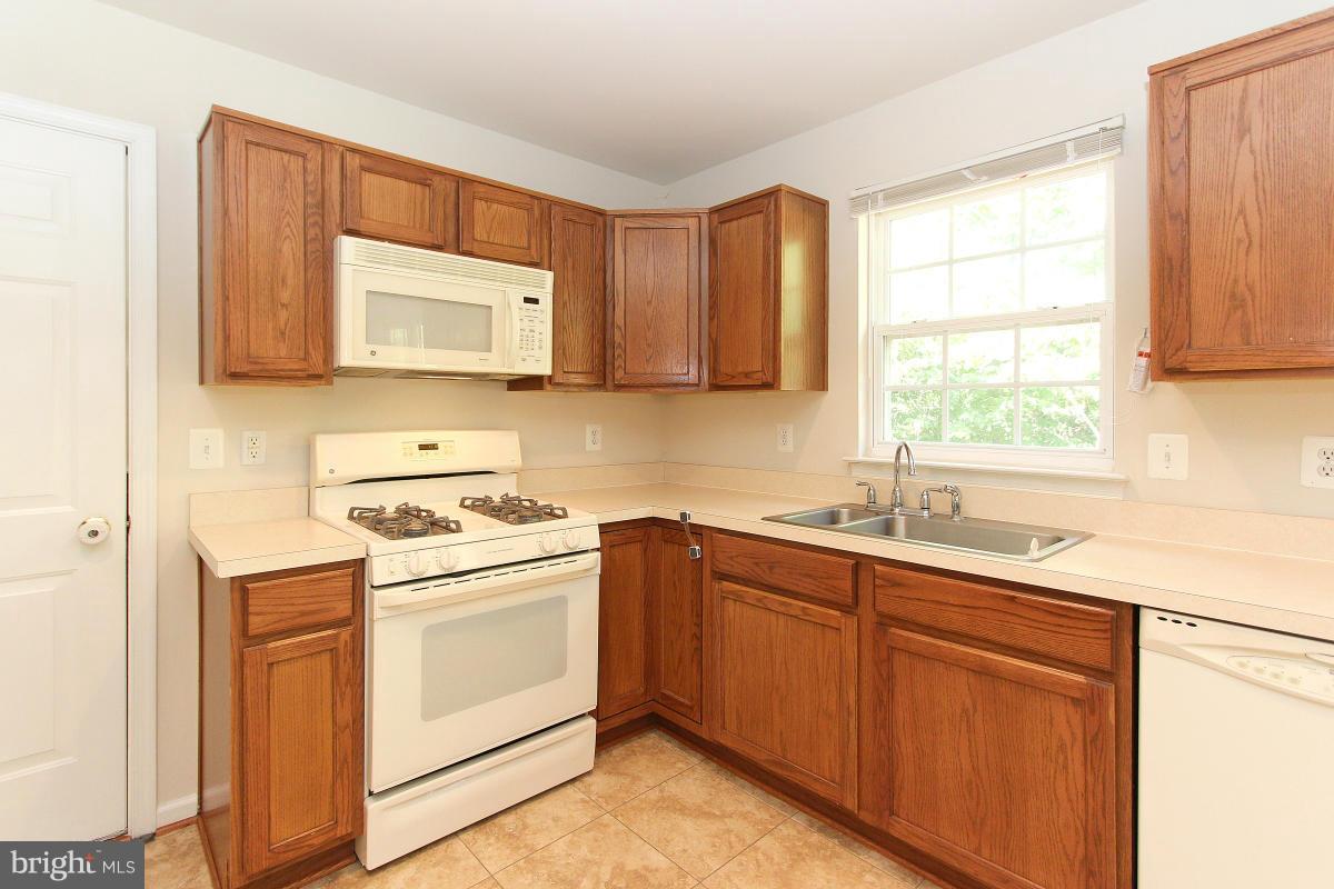 WAYSIDE VILLAGE - Residential