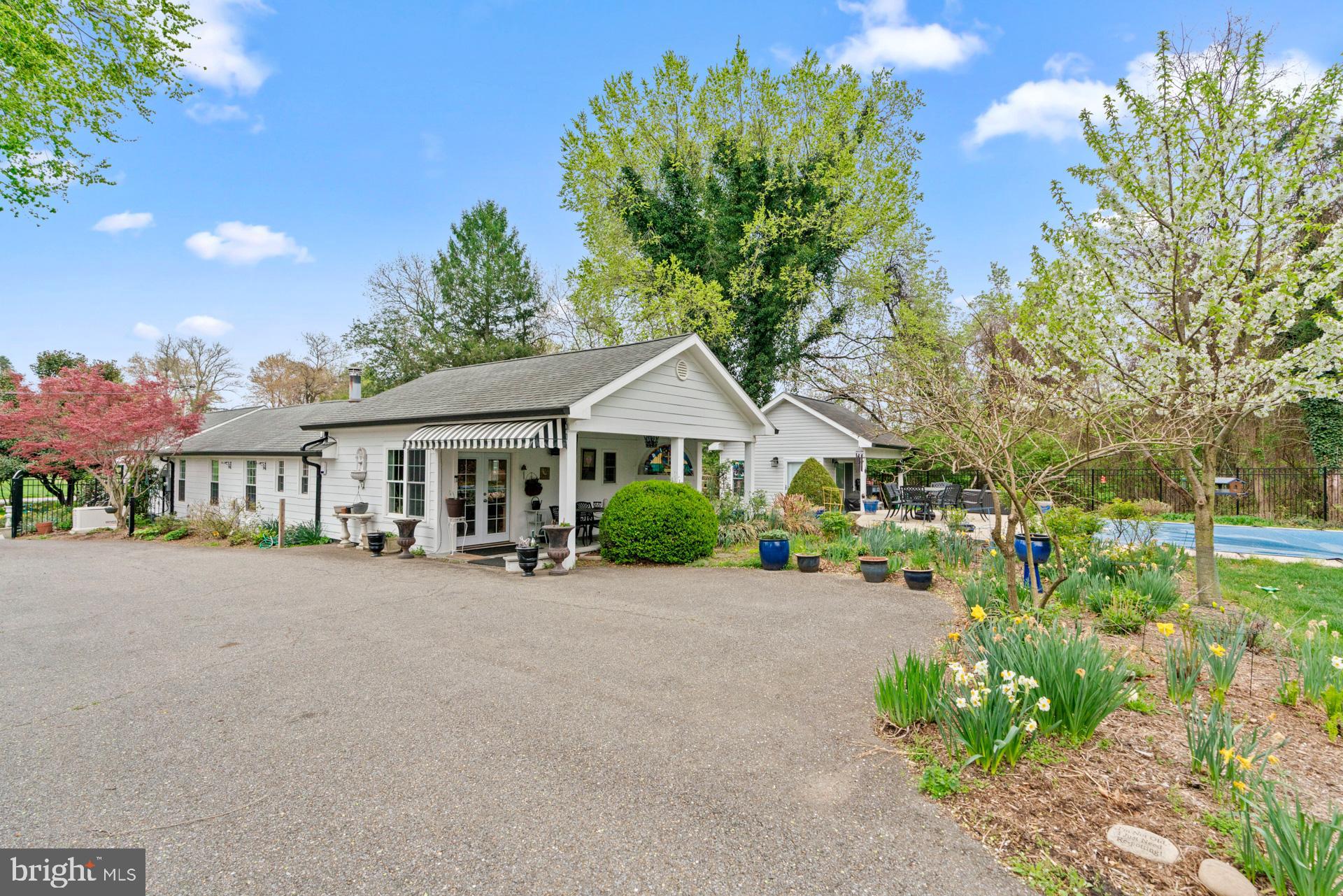 GLENN DALE - Residential