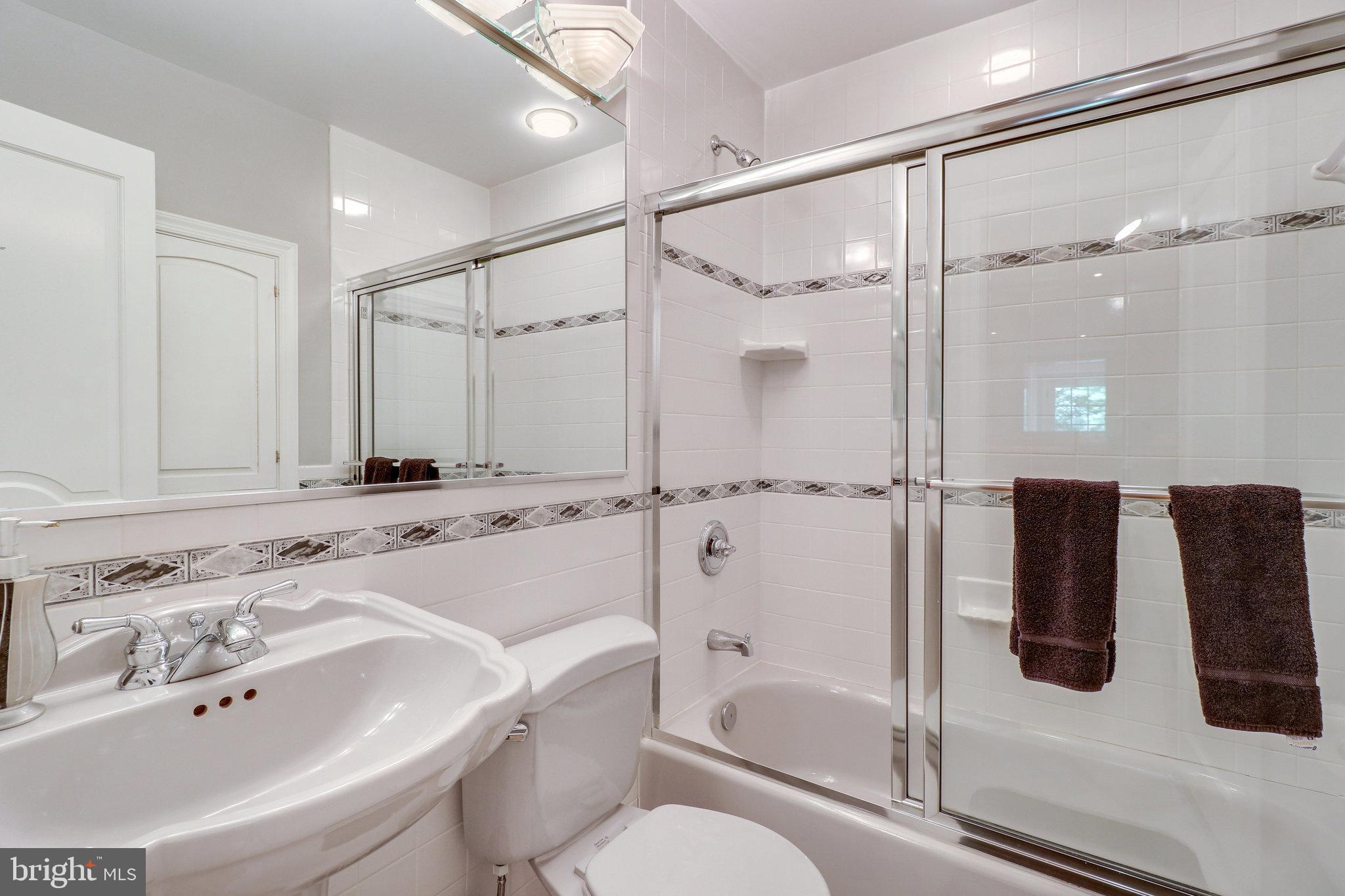 SEMINARY HILL - Residential