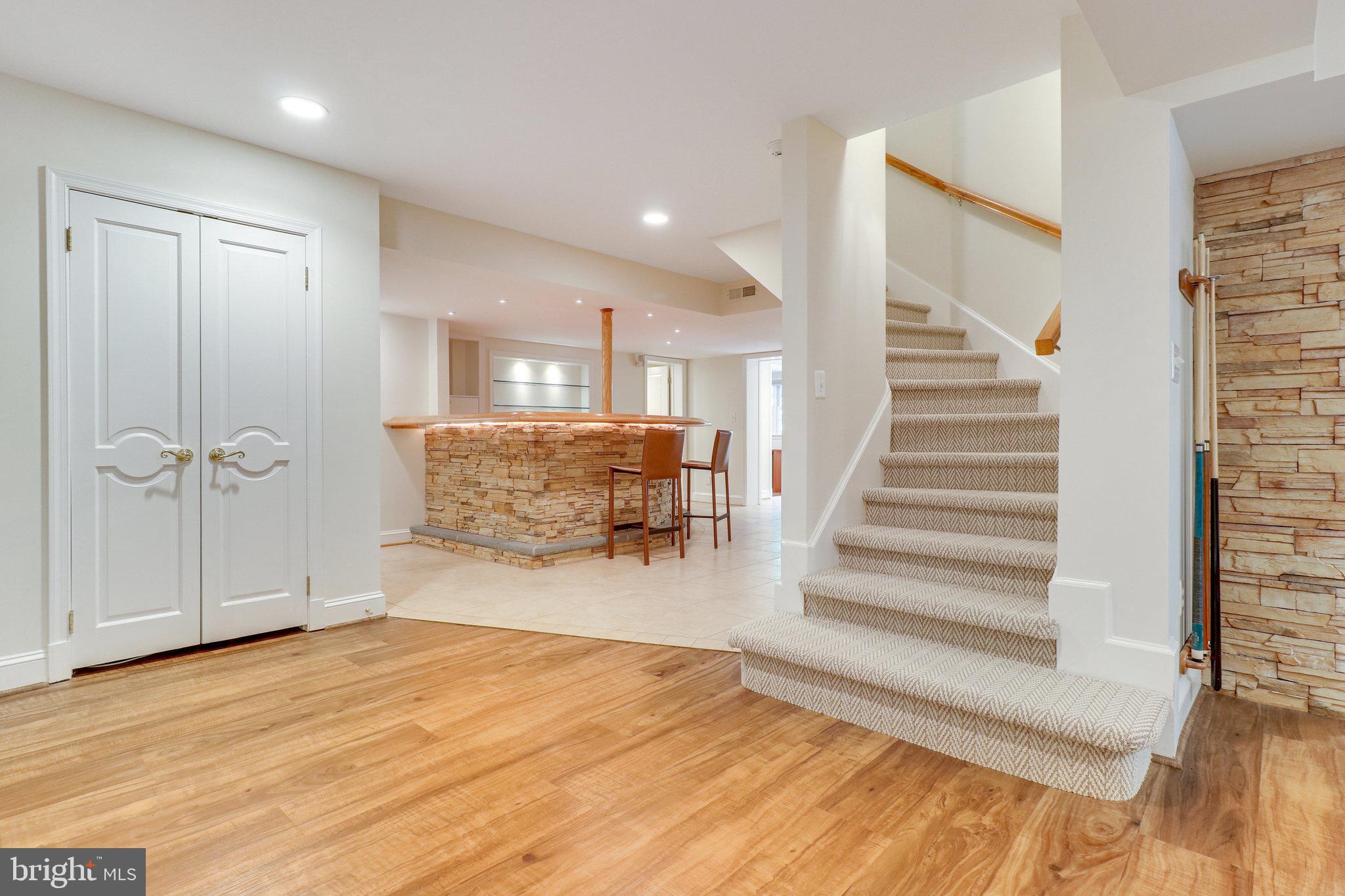 SEMINARY HILL - Residential