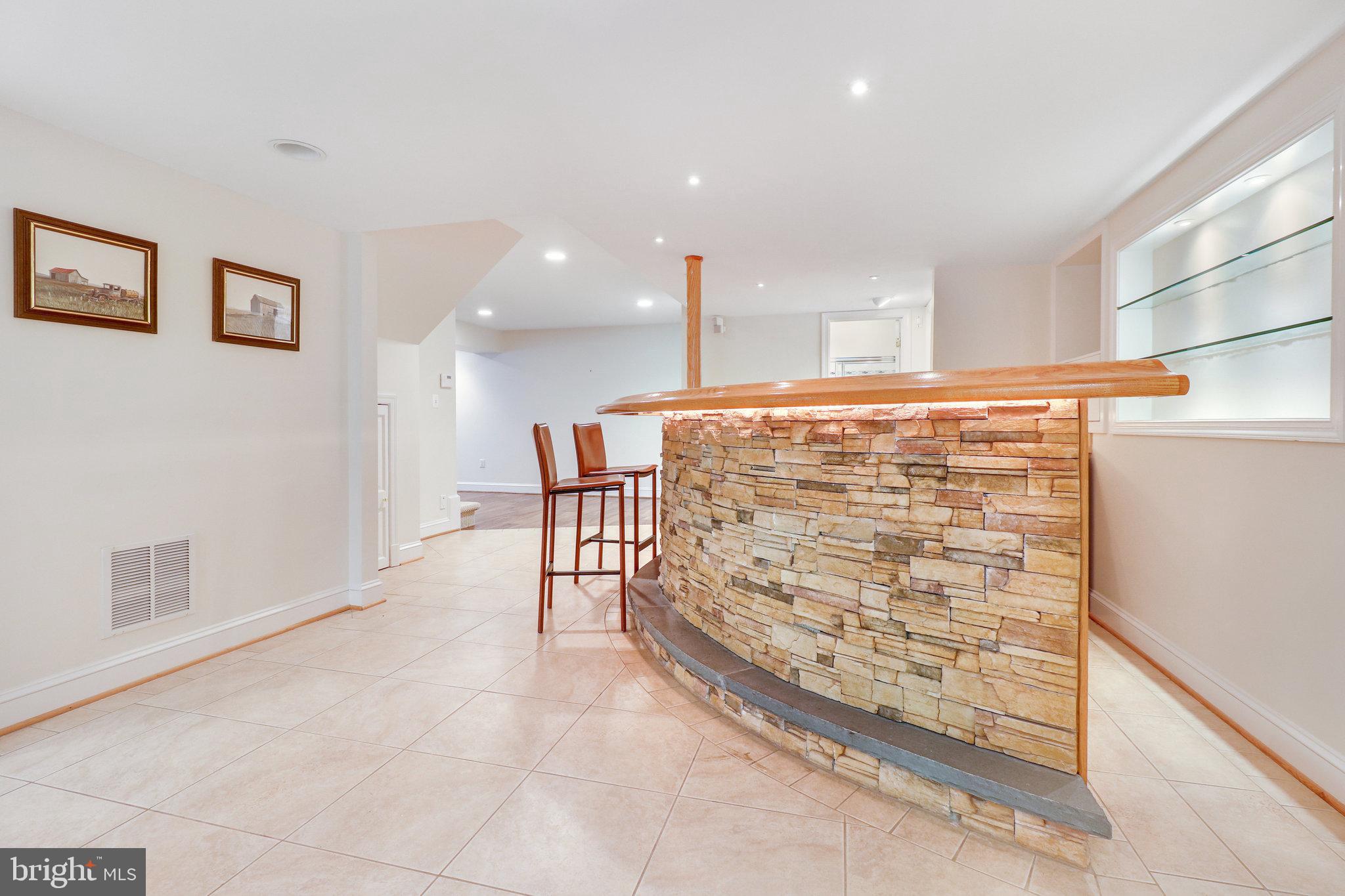 SEMINARY HILL - Residential