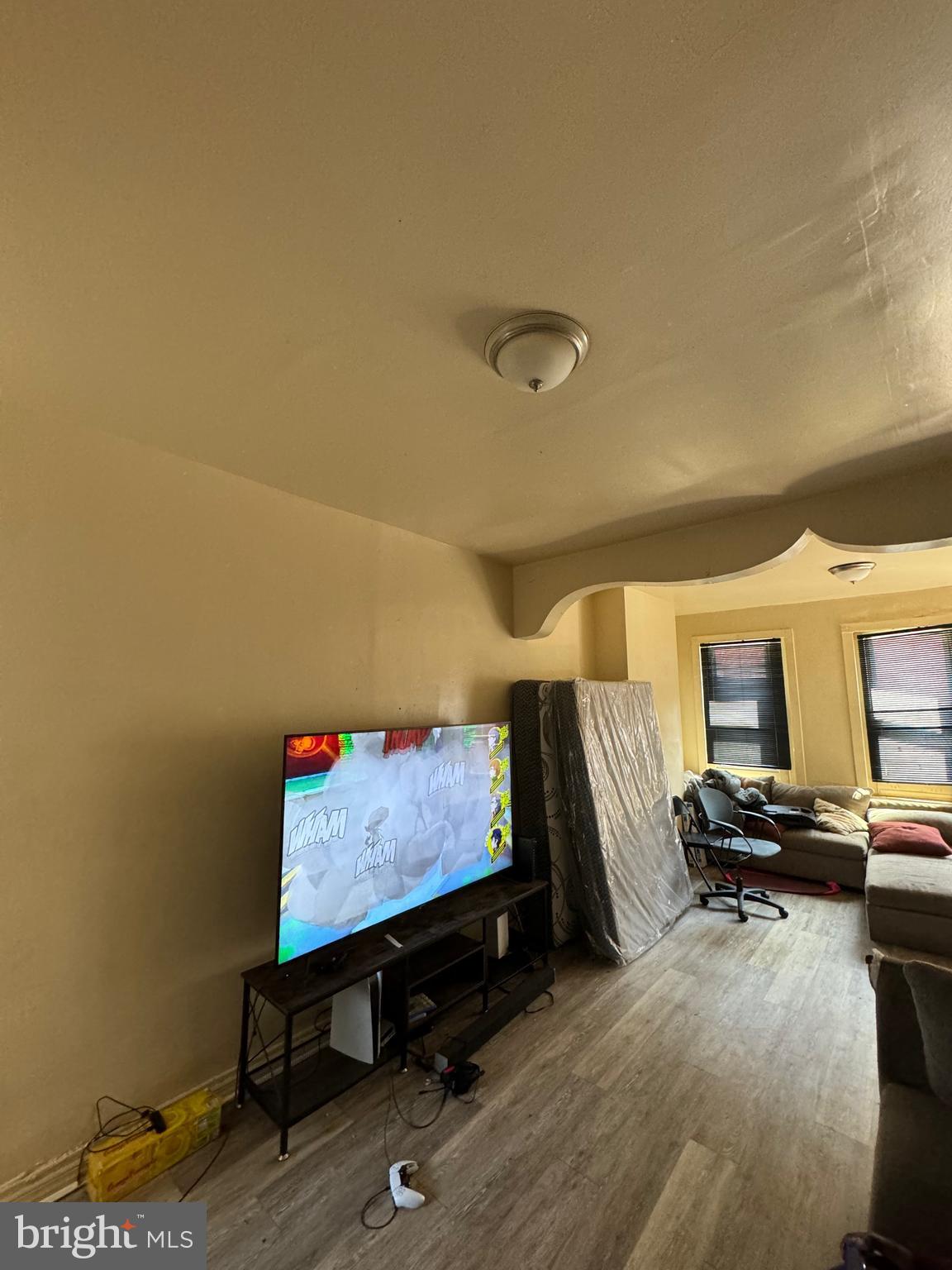 KENSINGTON - Residential