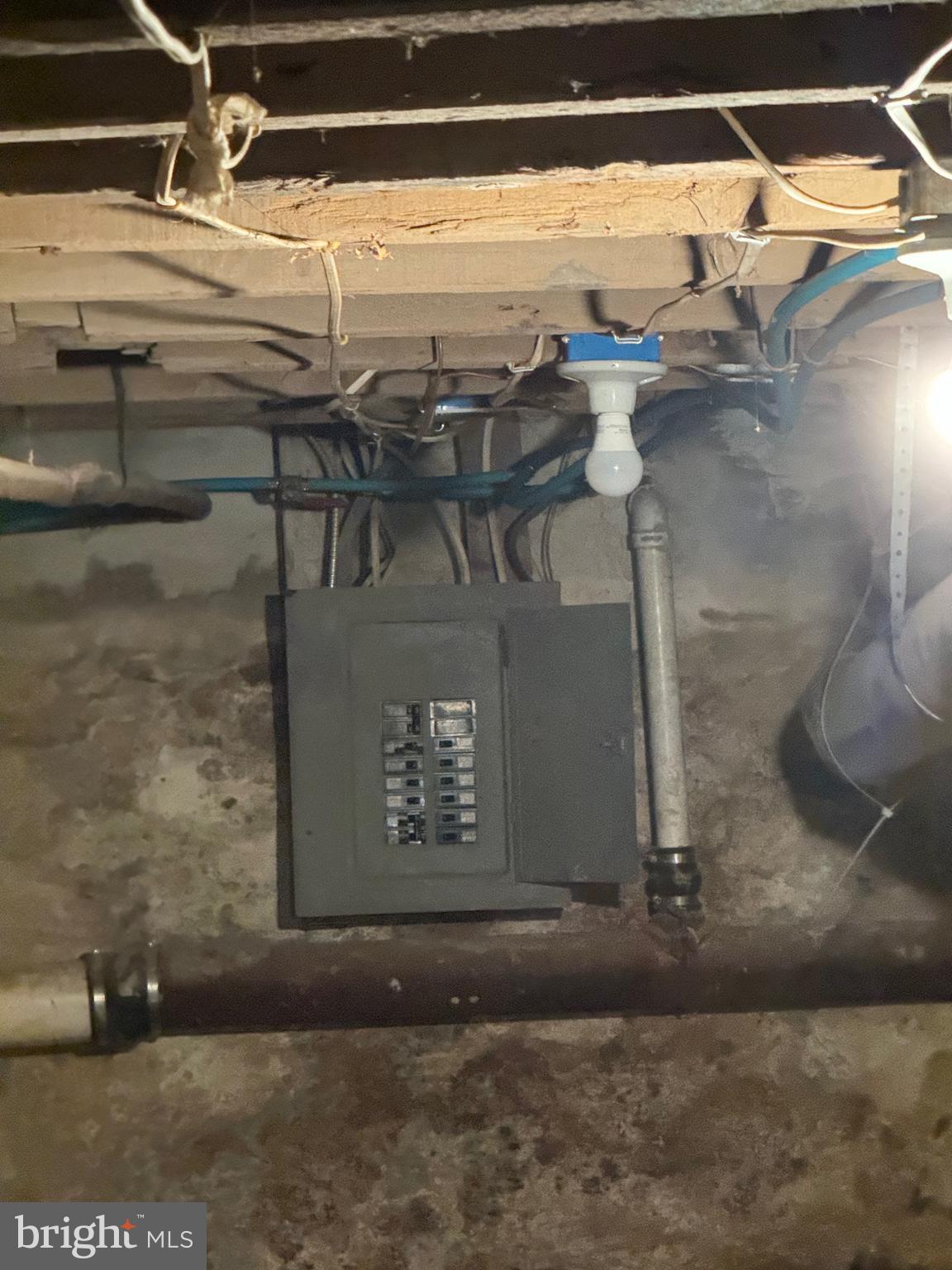 KENSINGTON - Residential