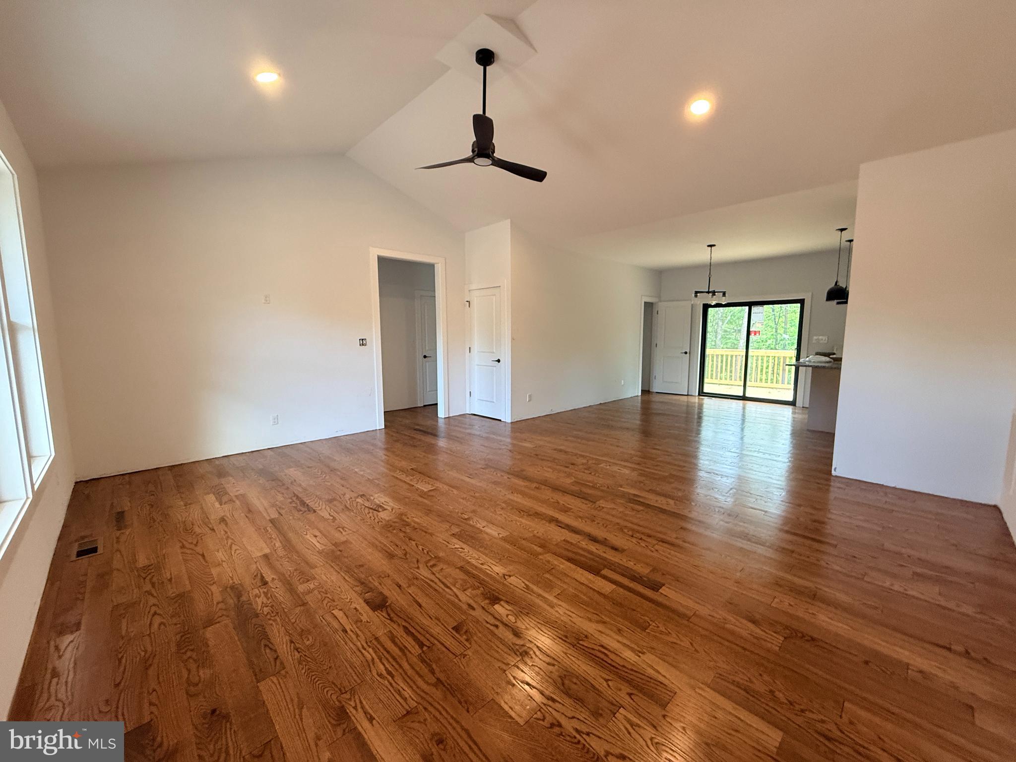 ASHTON FOREST - Residential