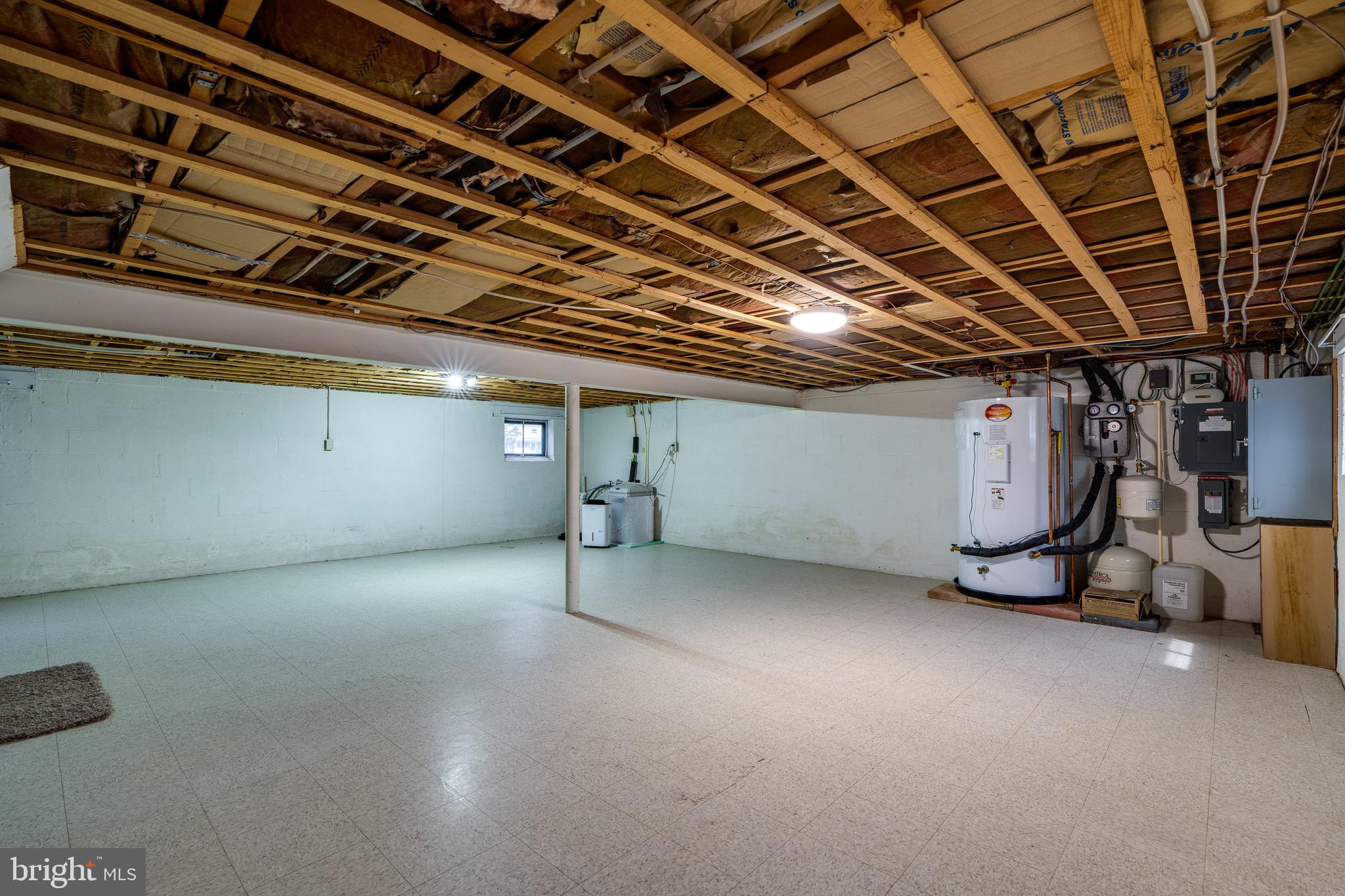 LANDISVILLE - Residential