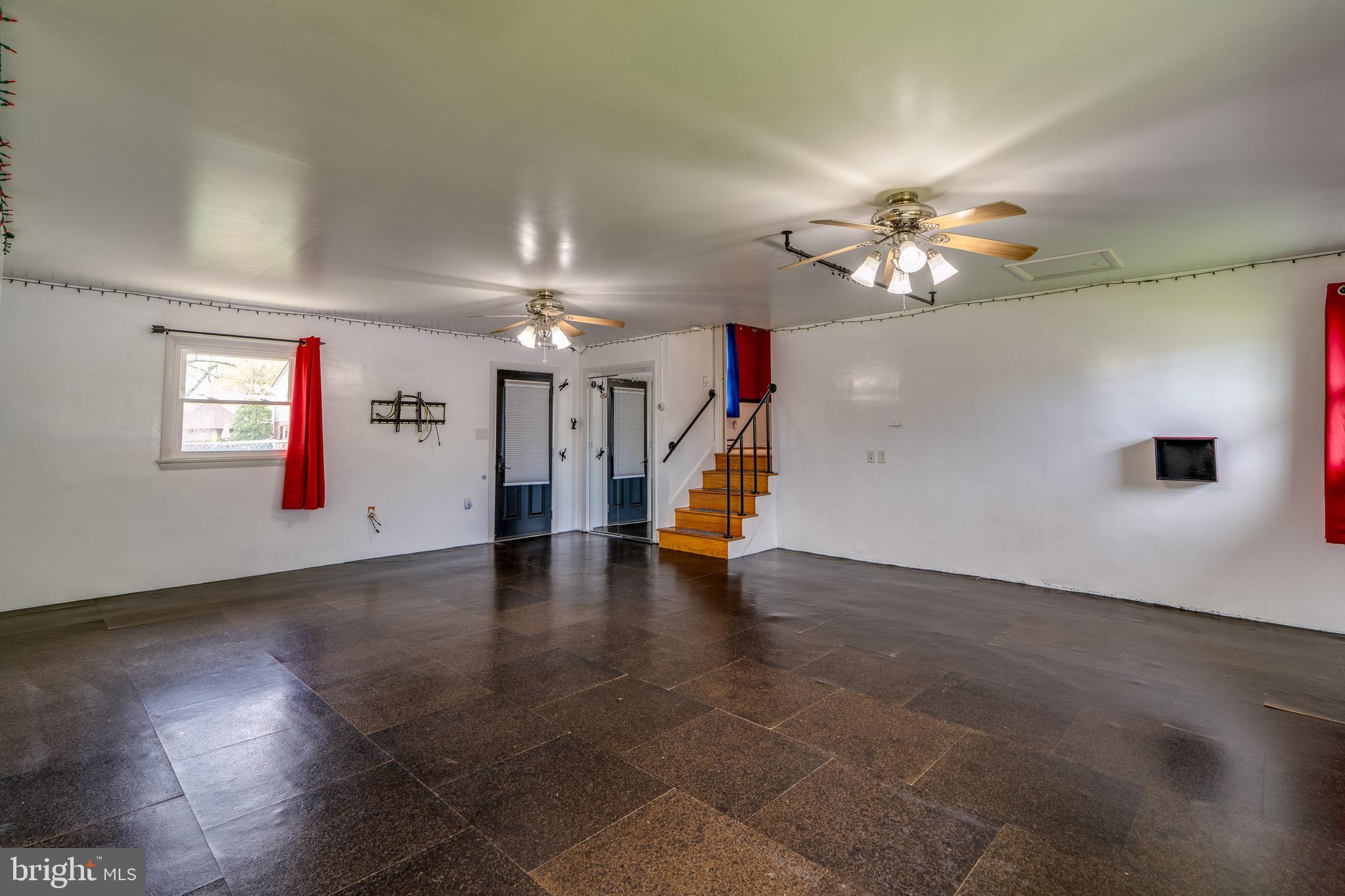 LANDISVILLE - Residential