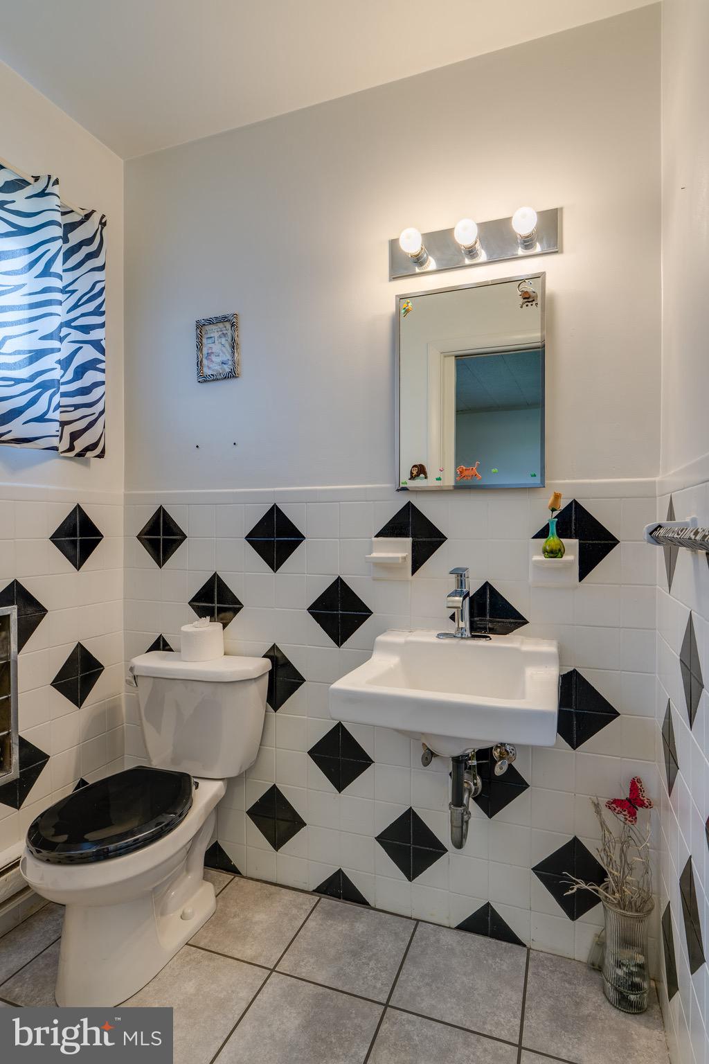 LANDISVILLE - Residential