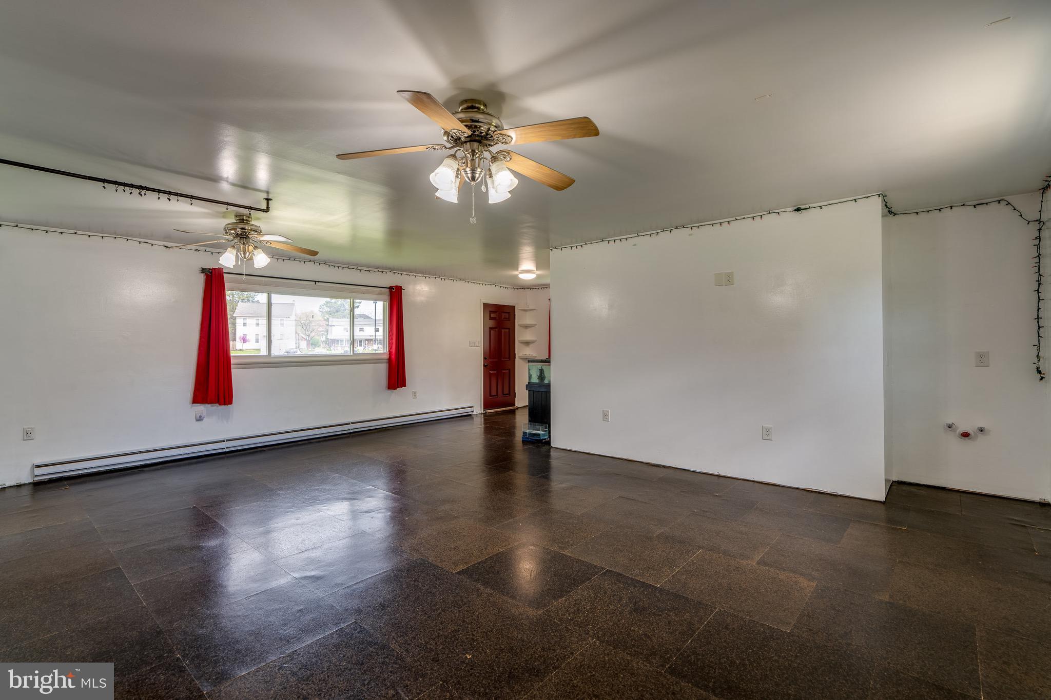 LANDISVILLE - Residential