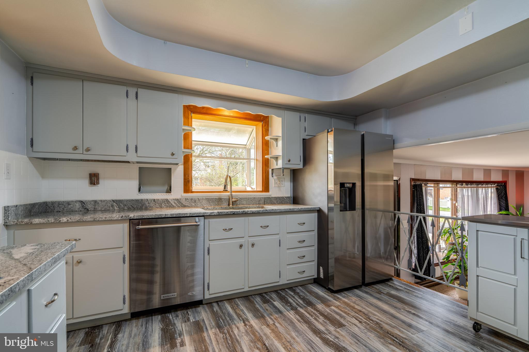 LANDISVILLE - Residential