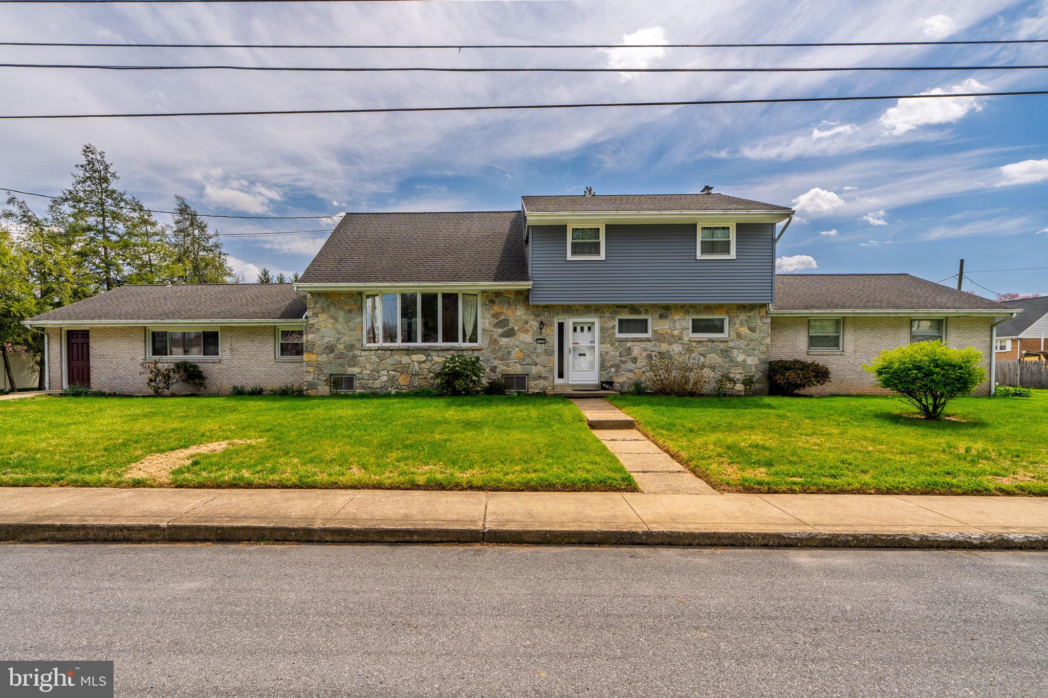 LANDISVILLE - Residential