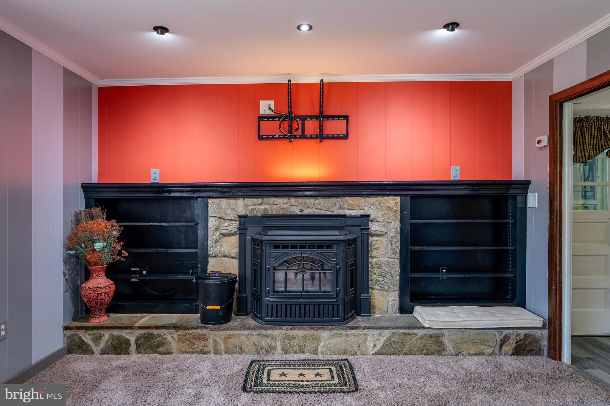 LANDISVILLE - Residential