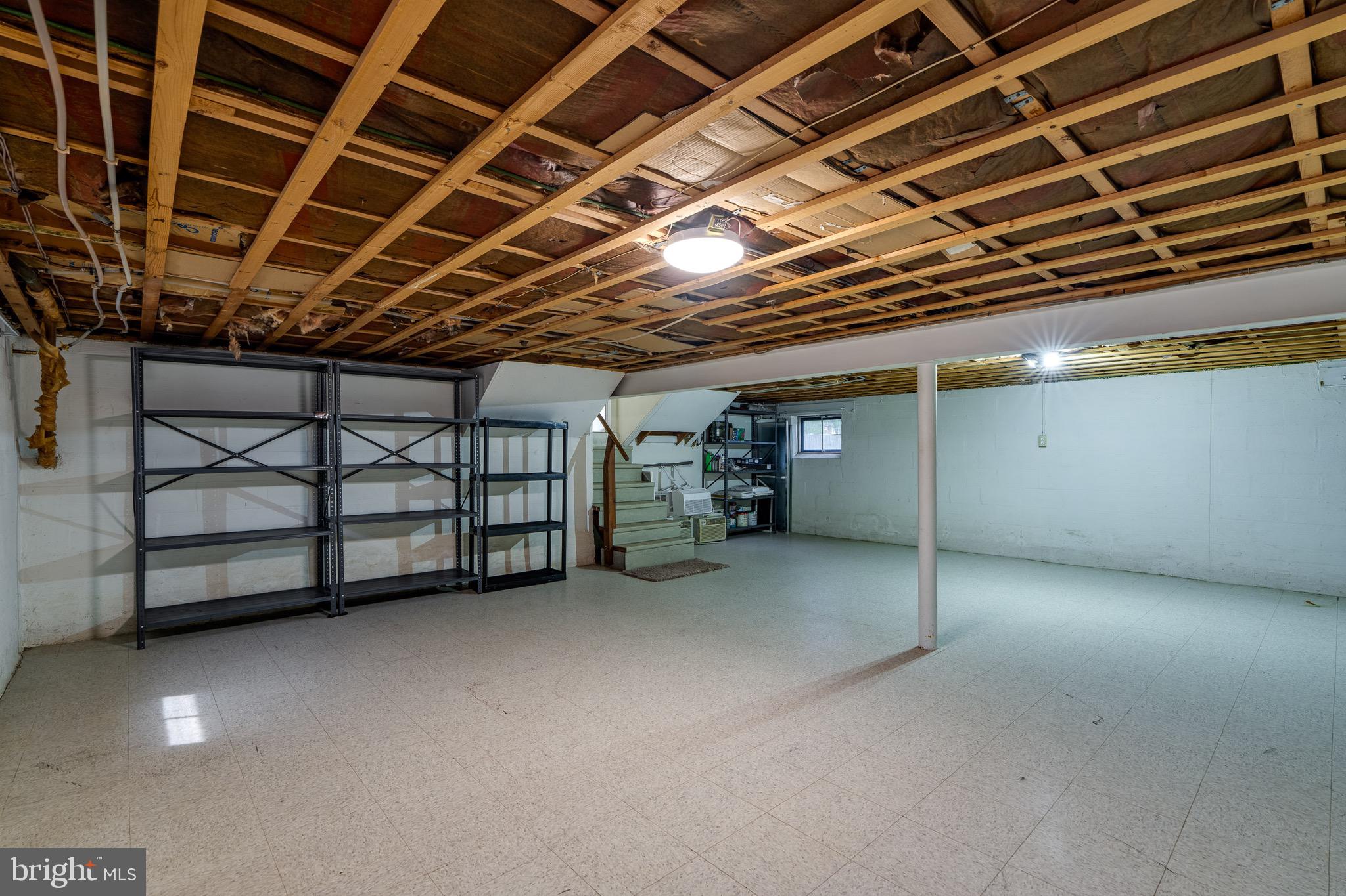 LANDISVILLE - Residential