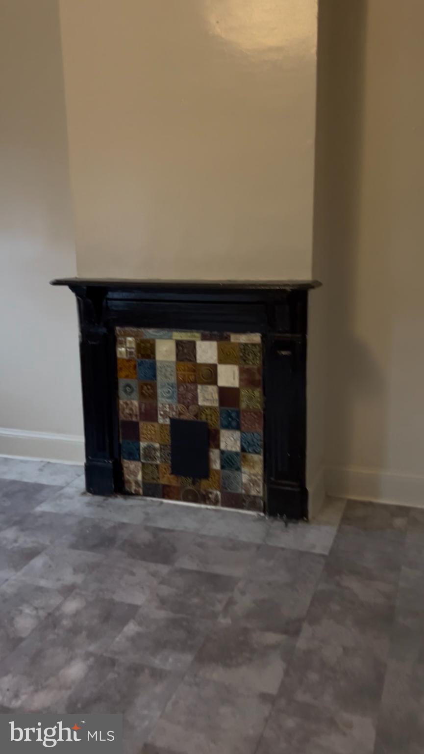 BROADWAY EAST - Residential