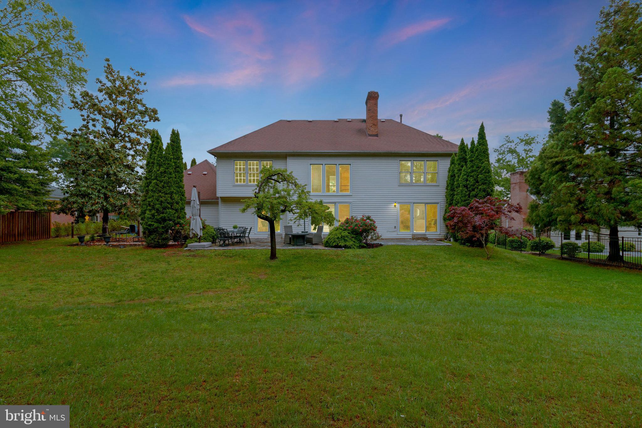 FALCONHURST - Residential