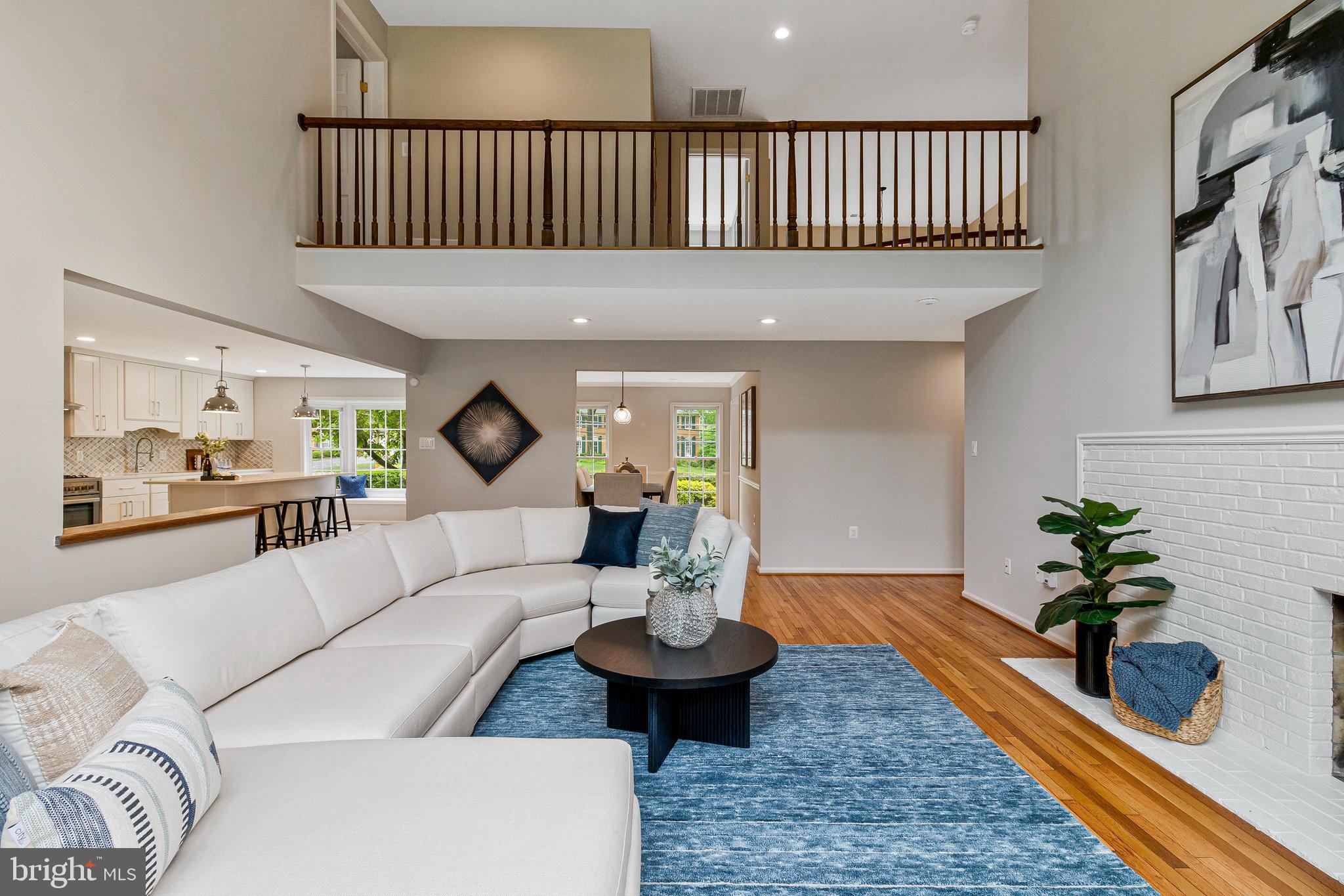 FALCONHURST - Residential