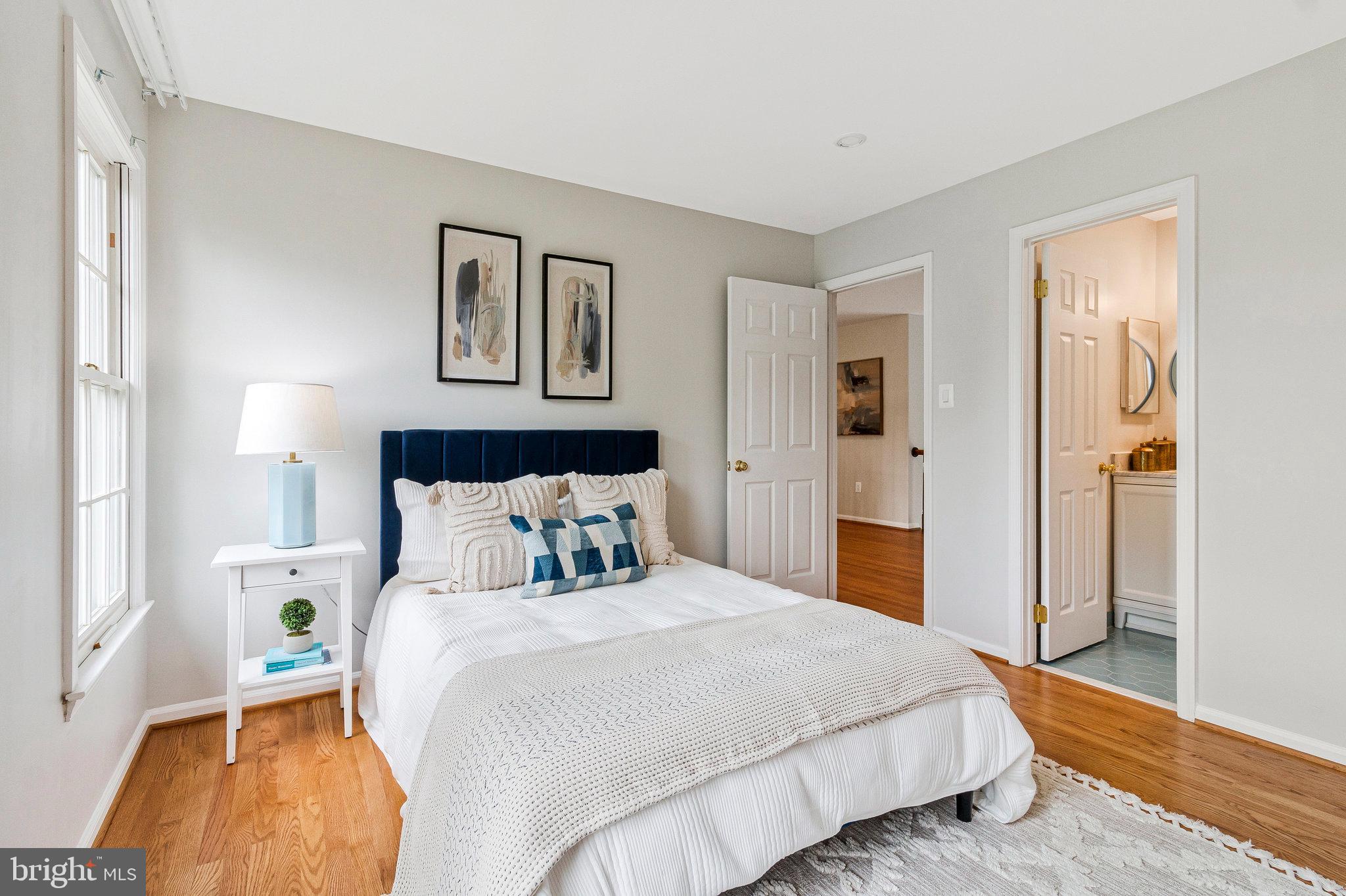 FALCONHURST - Residential