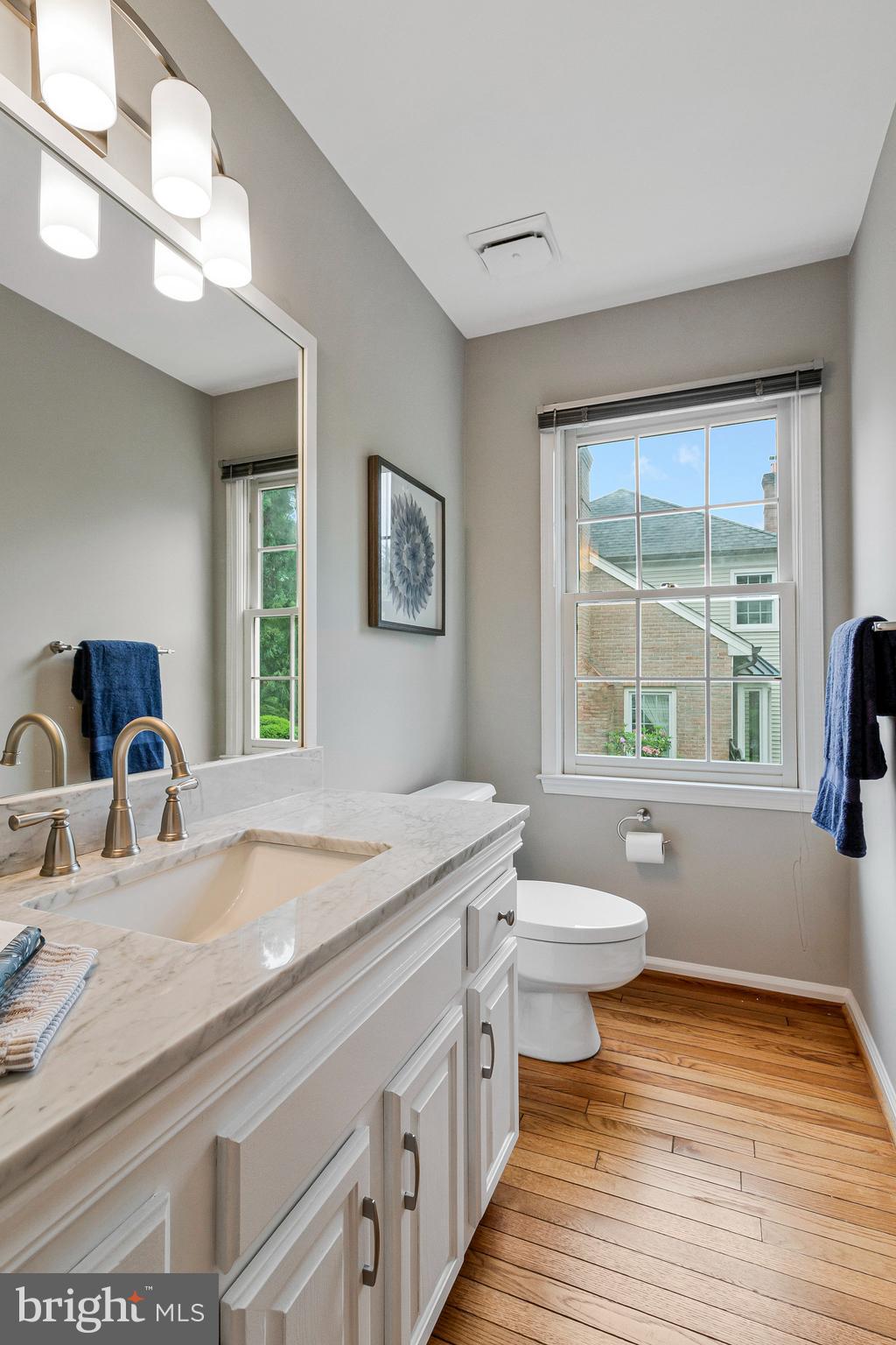 FALCONHURST - Residential