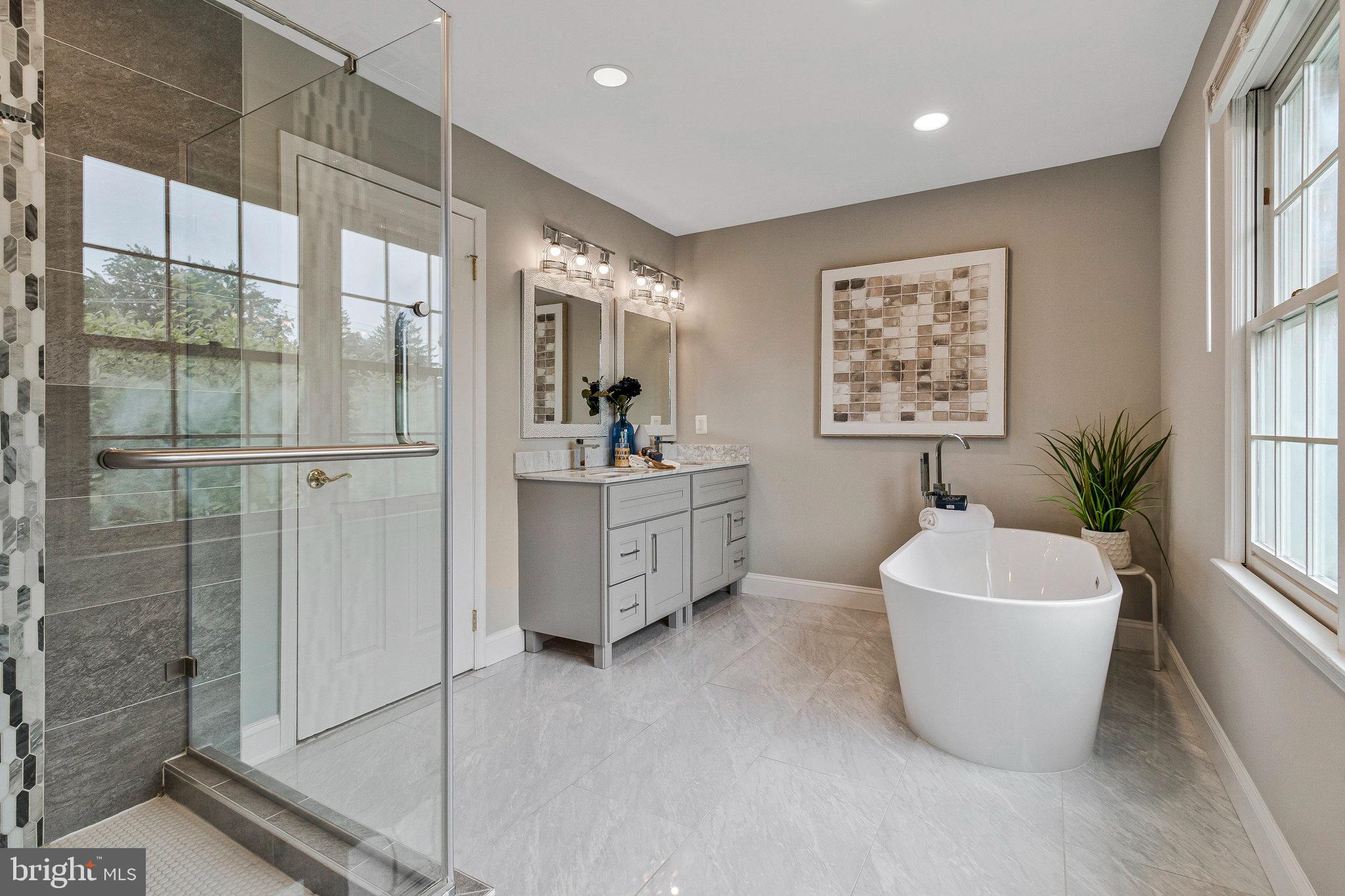 FALCONHURST - Residential