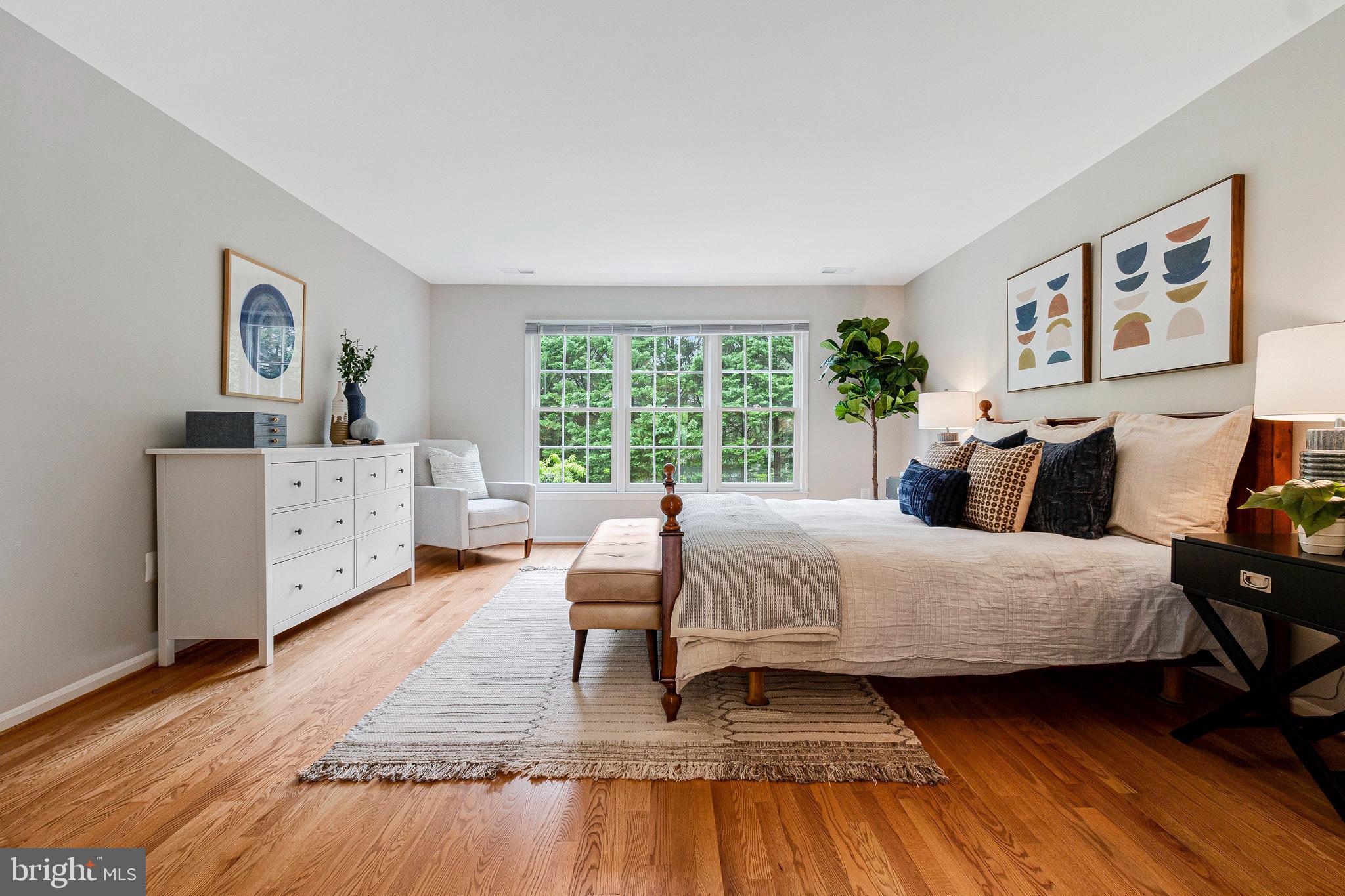 FALCONHURST - Residential