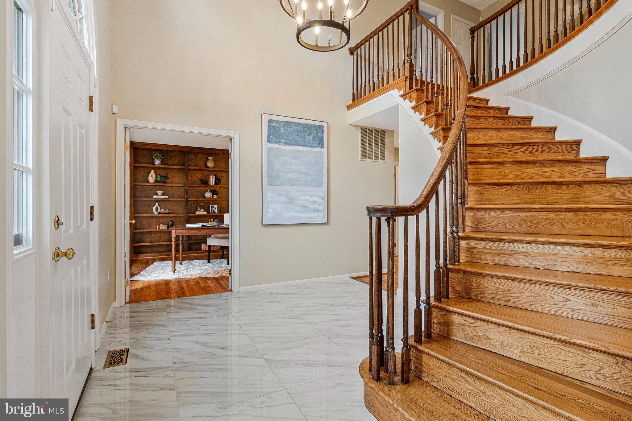 FALCONHURST - Residential