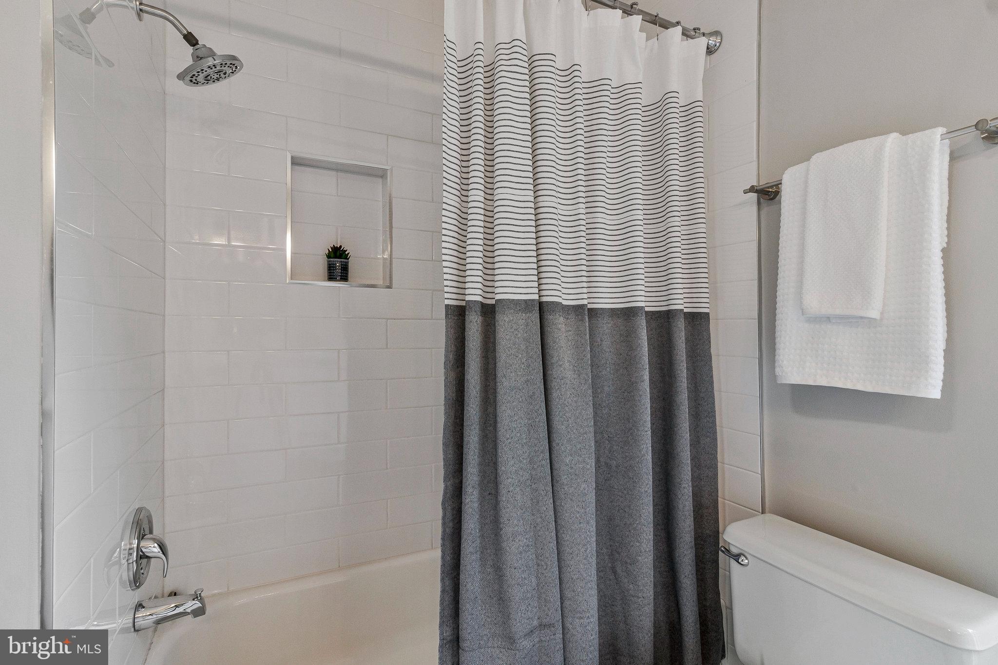 FALCONHURST - Residential