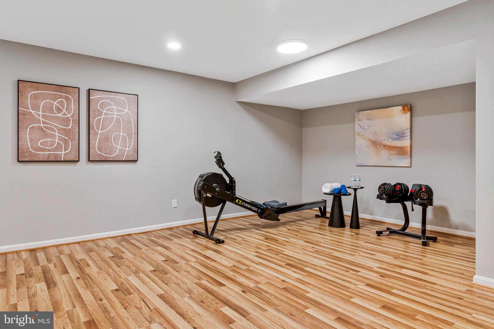 FALCONHURST - Residential