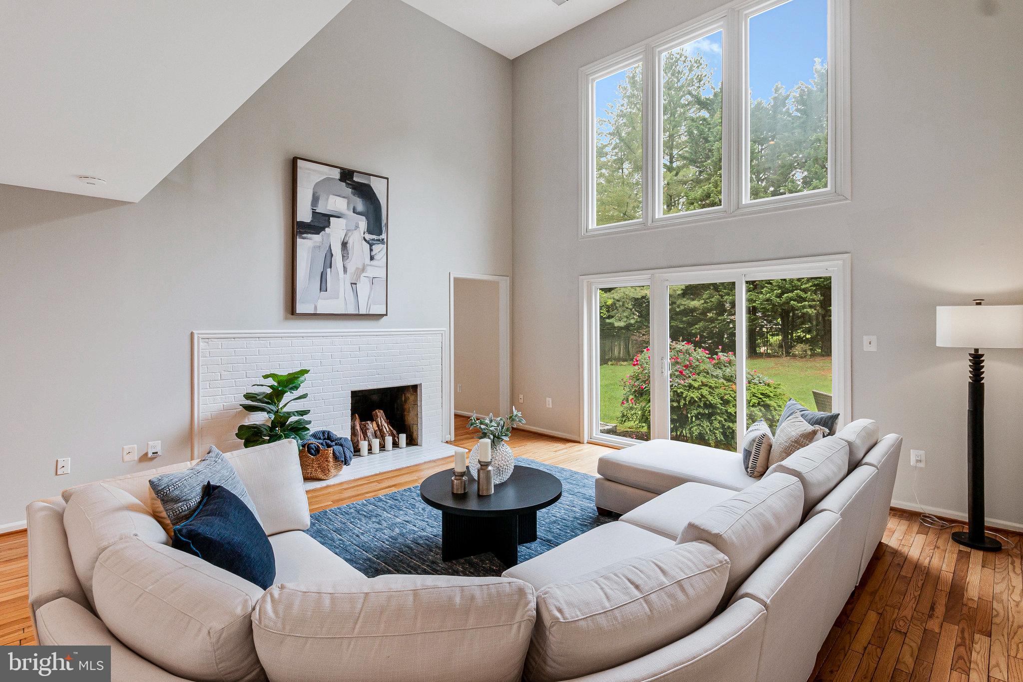 FALCONHURST - Residential