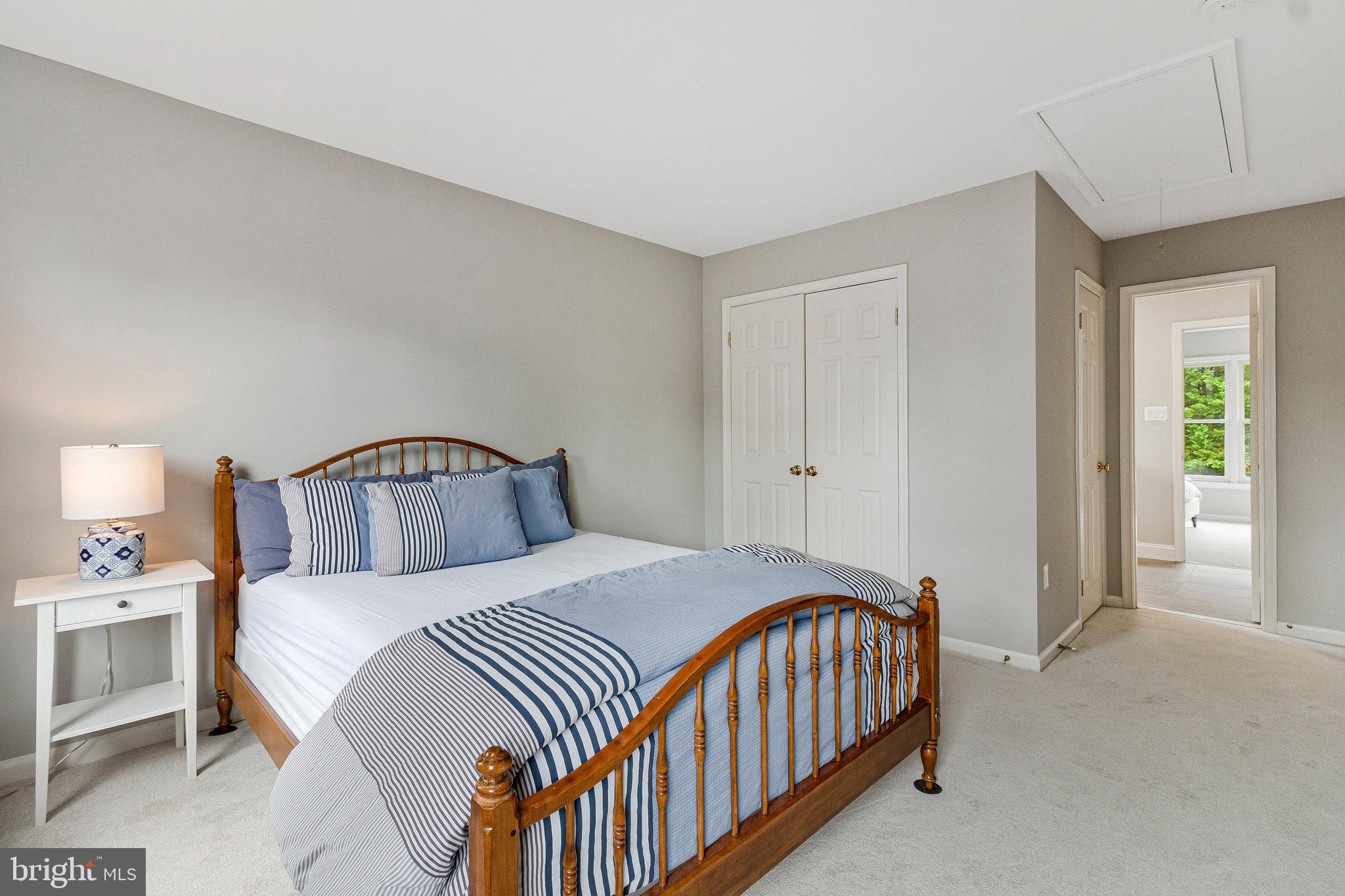 FALCONHURST - Residential