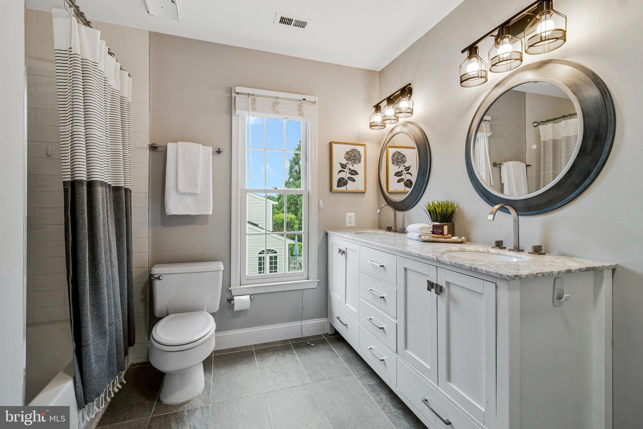 FALCONHURST - Residential