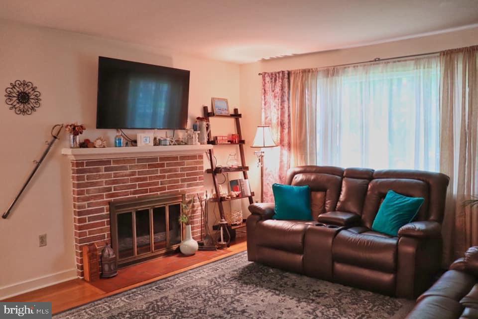 LENKER MANOR - Residential