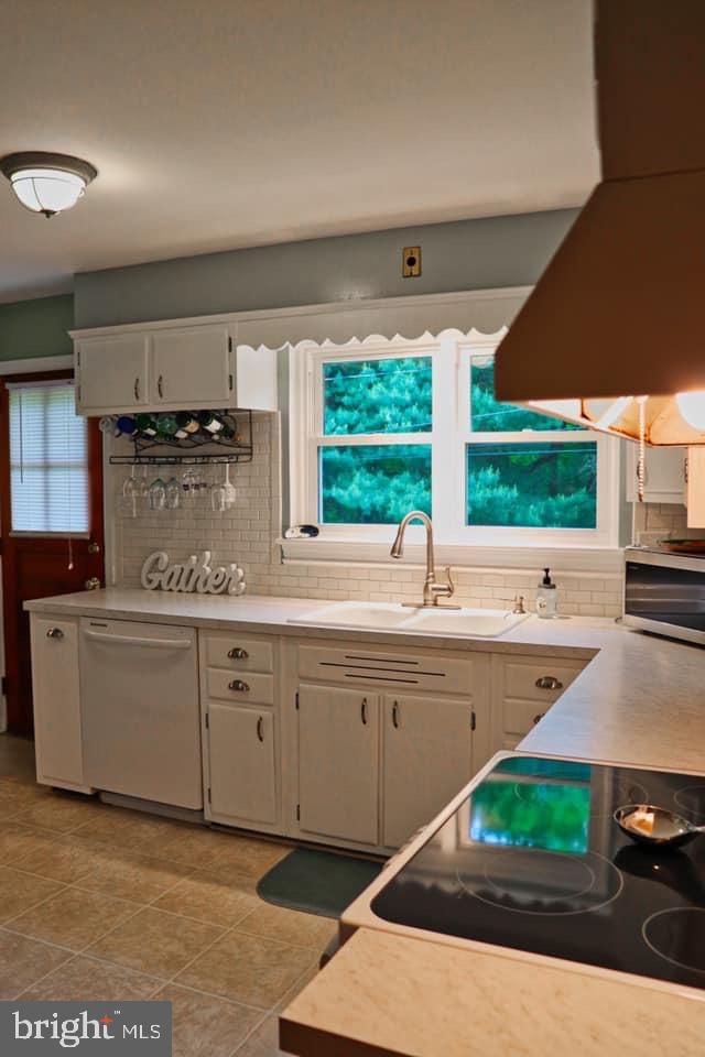 LENKER MANOR - Residential