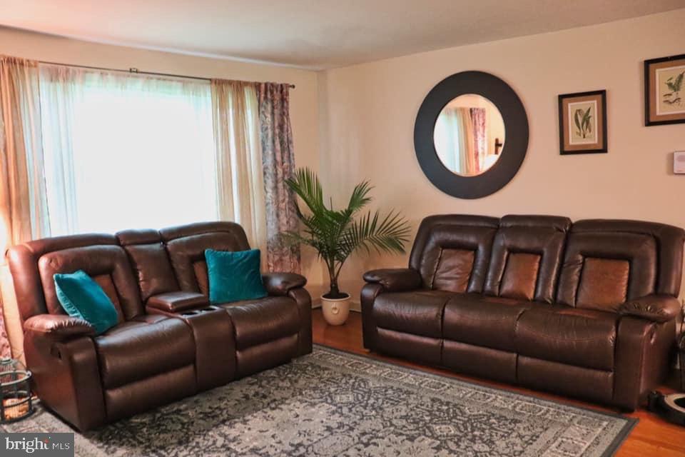 LENKER MANOR - Residential