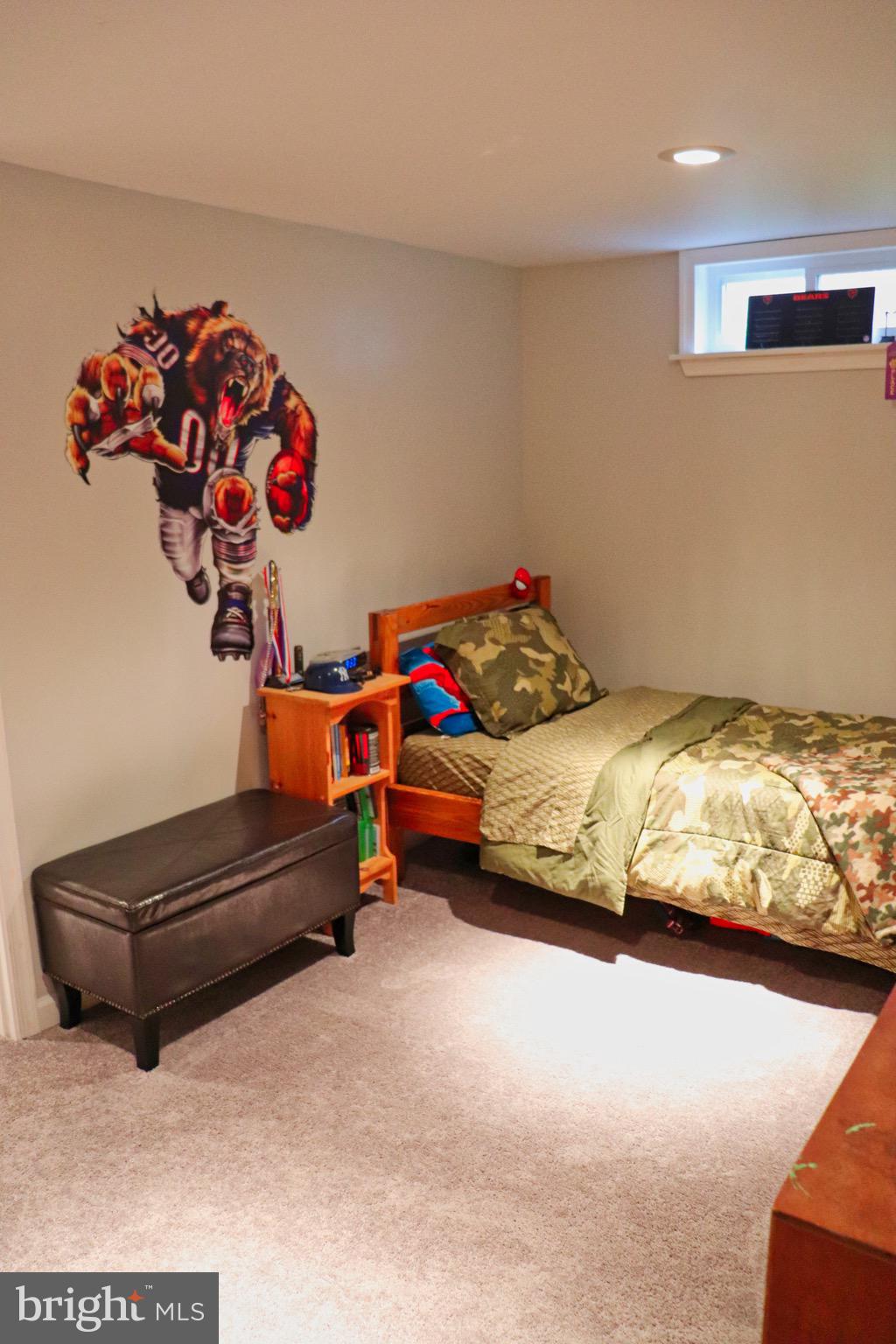 LENKER MANOR - Residential