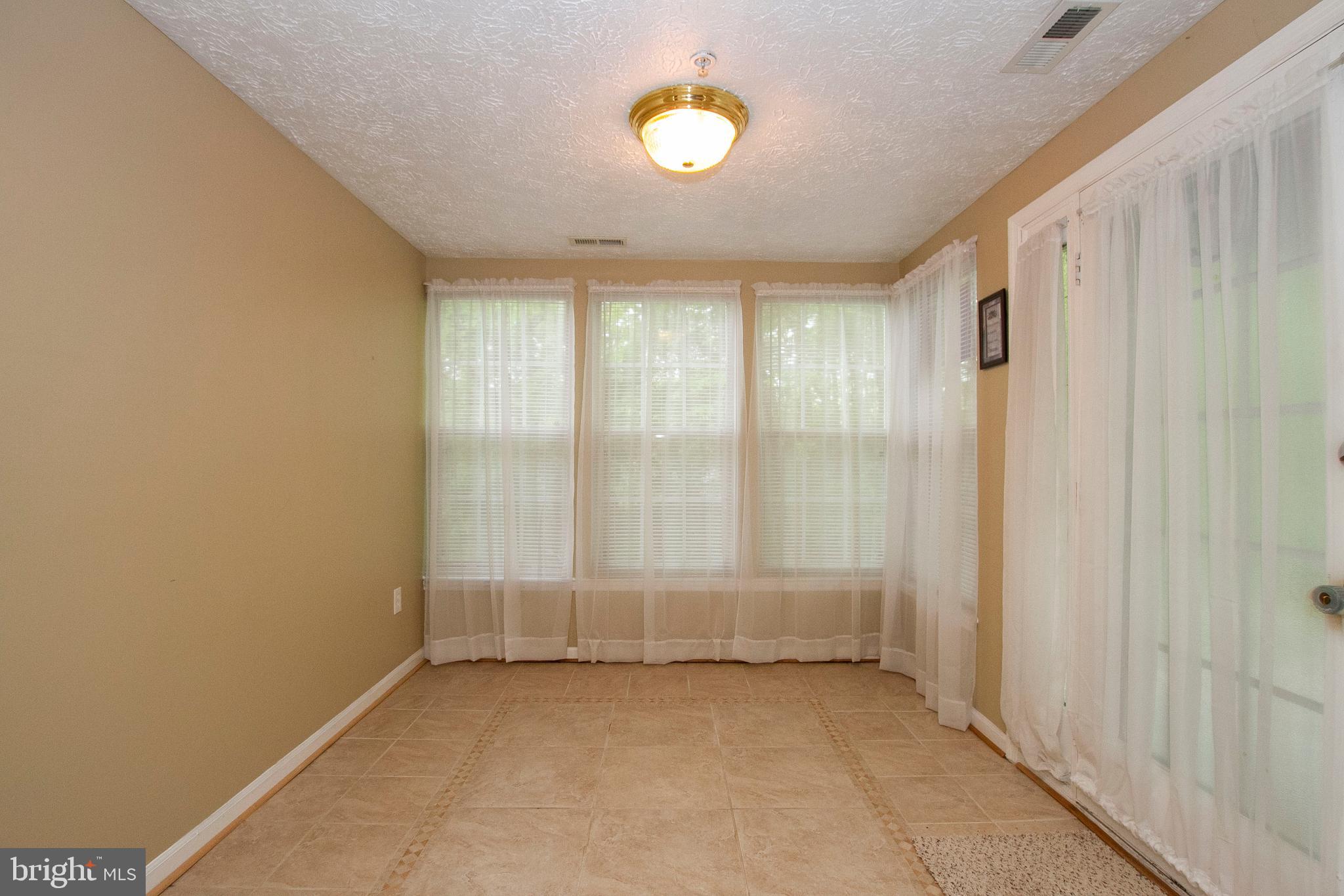 WOODBRIDGE CENTER - Residential