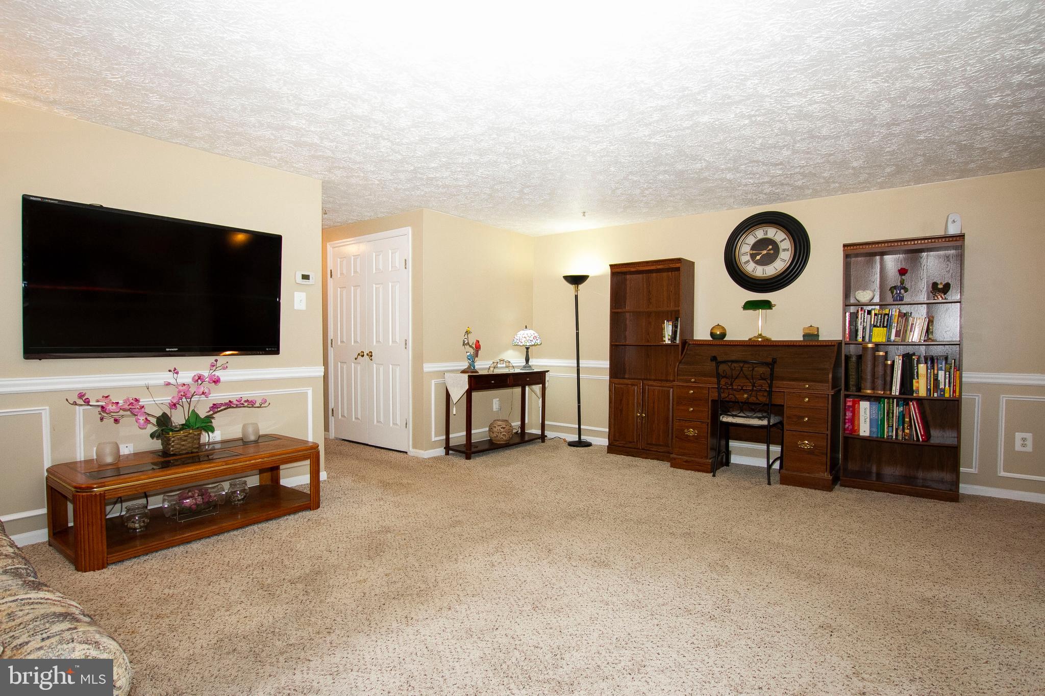 WOODBRIDGE CENTER - Residential