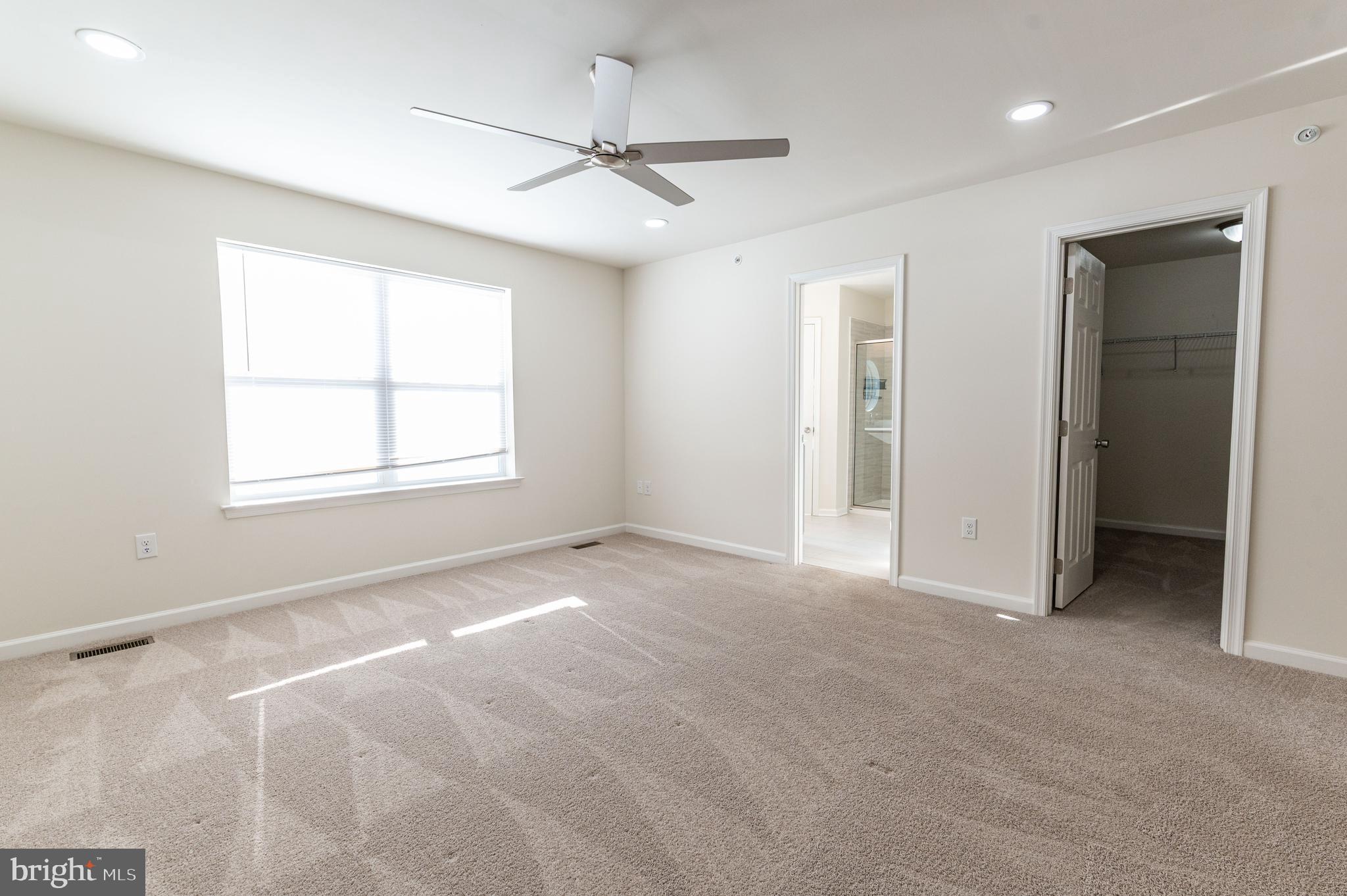 LAUREL FIELD - Residential