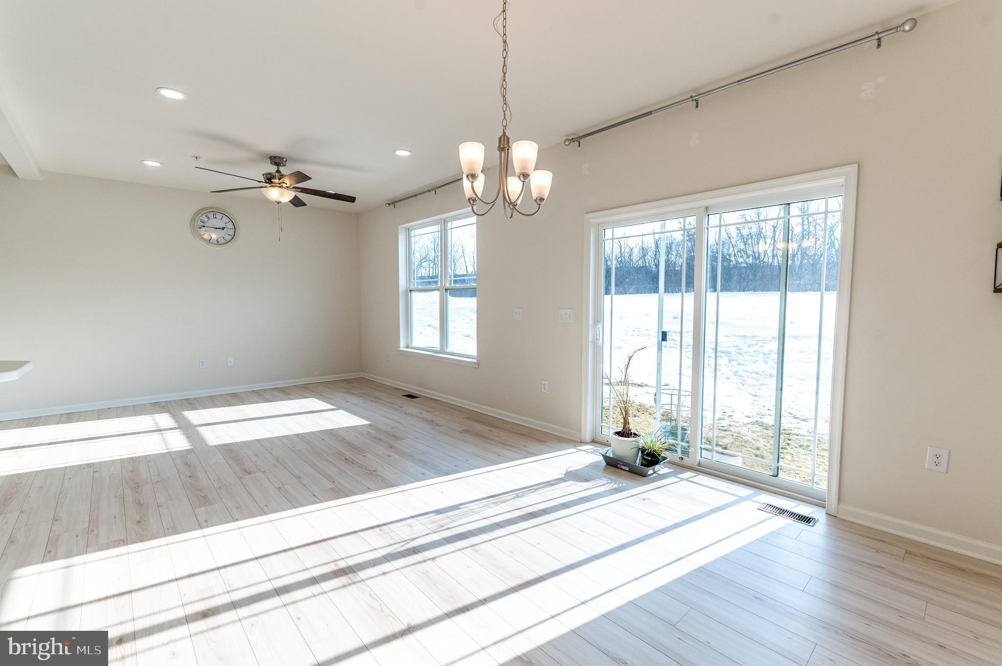 LAUREL FIELD - Residential