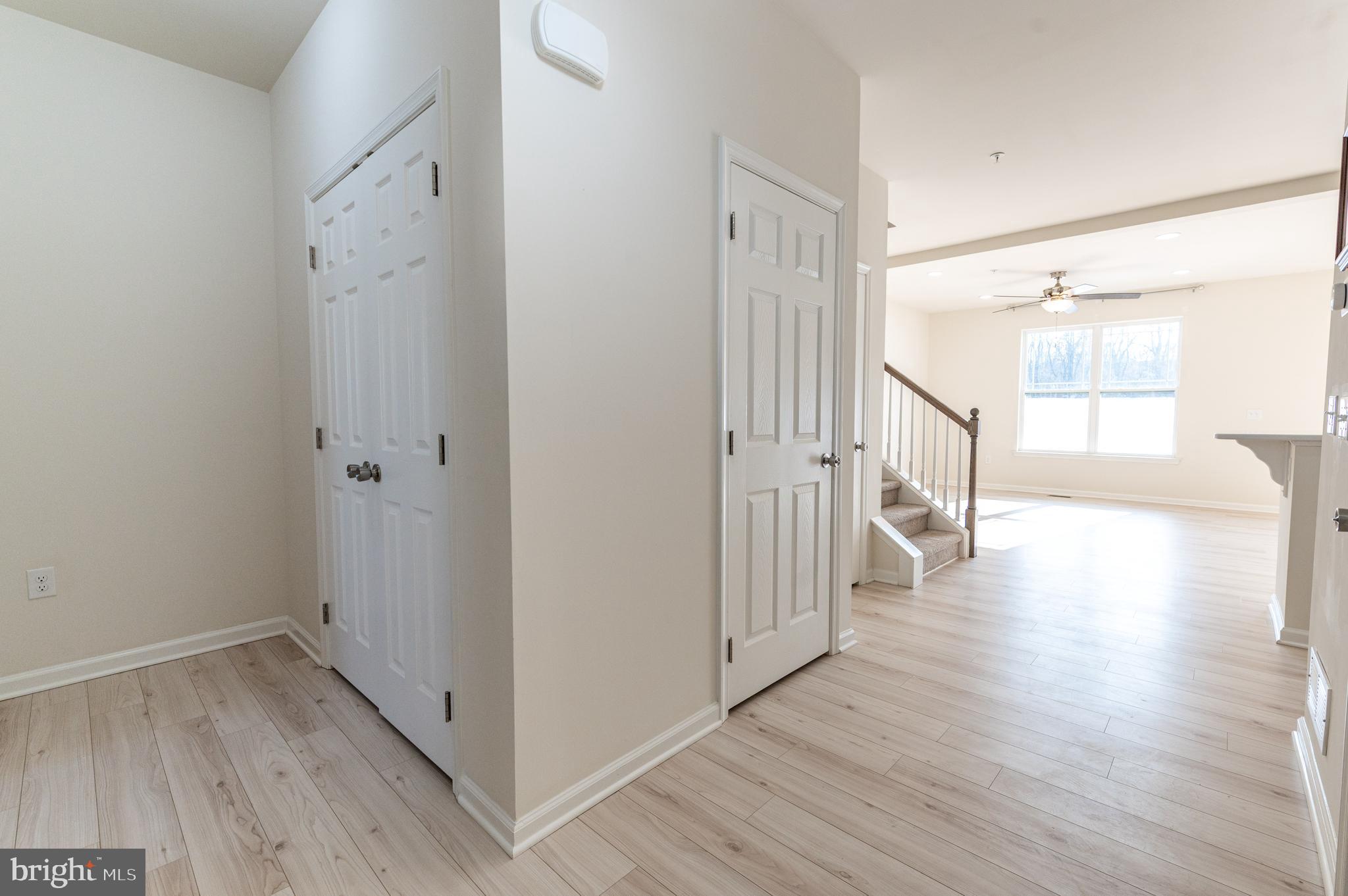 LAUREL FIELD - Residential