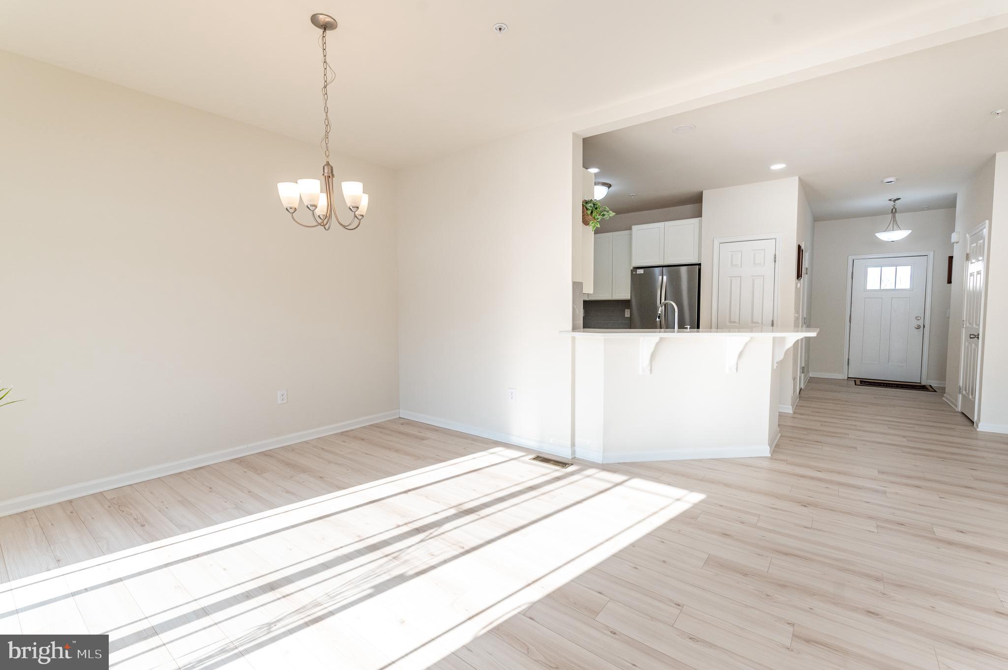 LAUREL FIELD - Residential