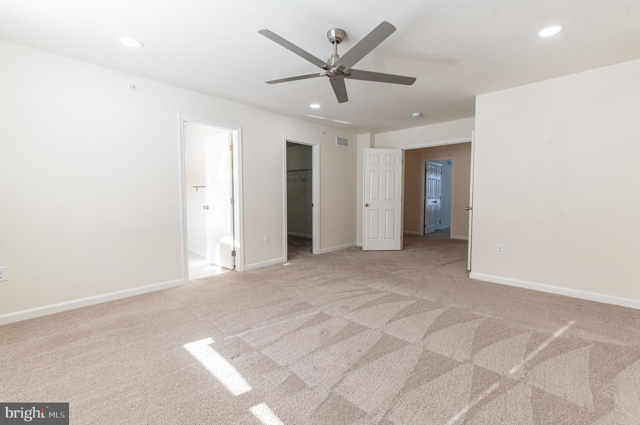 LAUREL FIELD - Residential