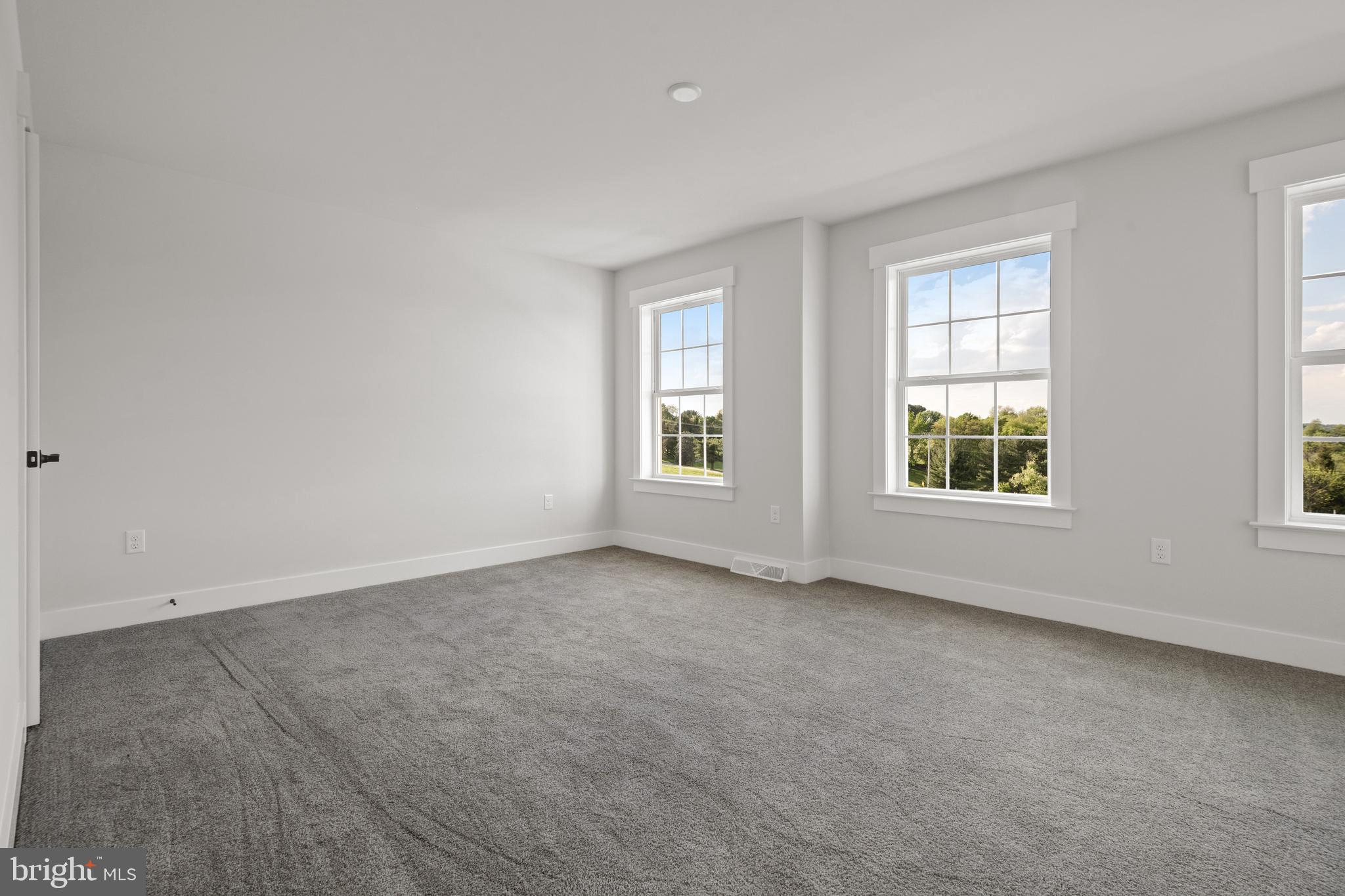 RIVER RIDGE HILLS - Residential