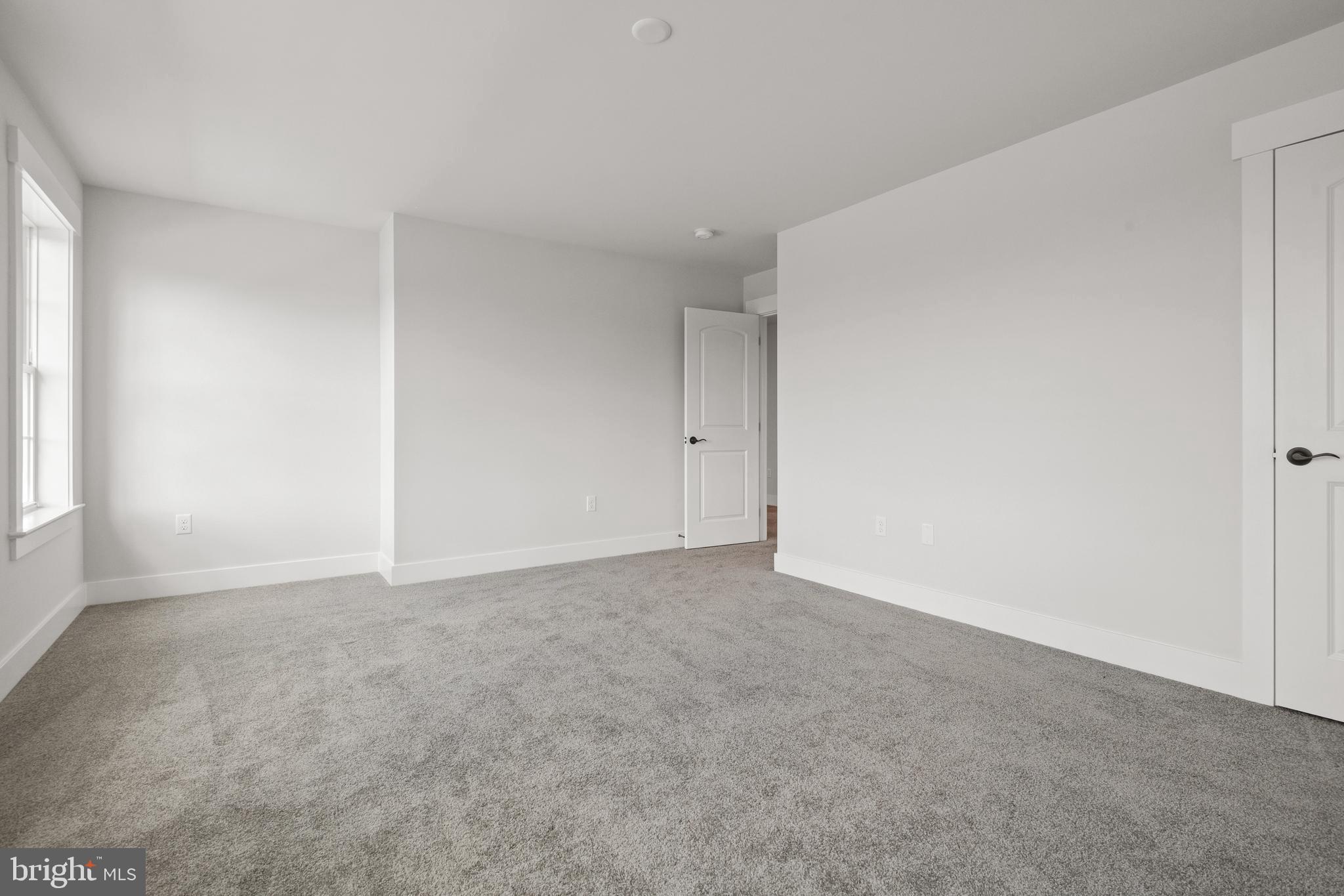 RIVER RIDGE HILLS - Residential